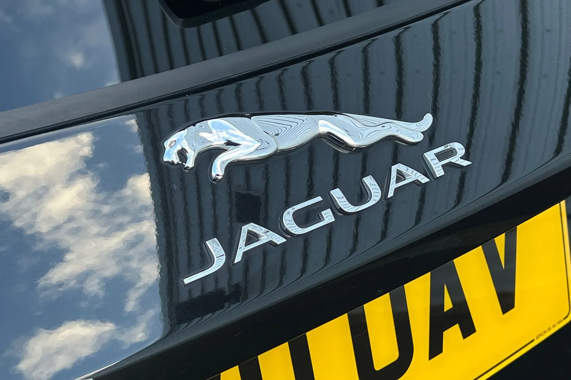 Jaguar E-PACE thumbnail image number 49