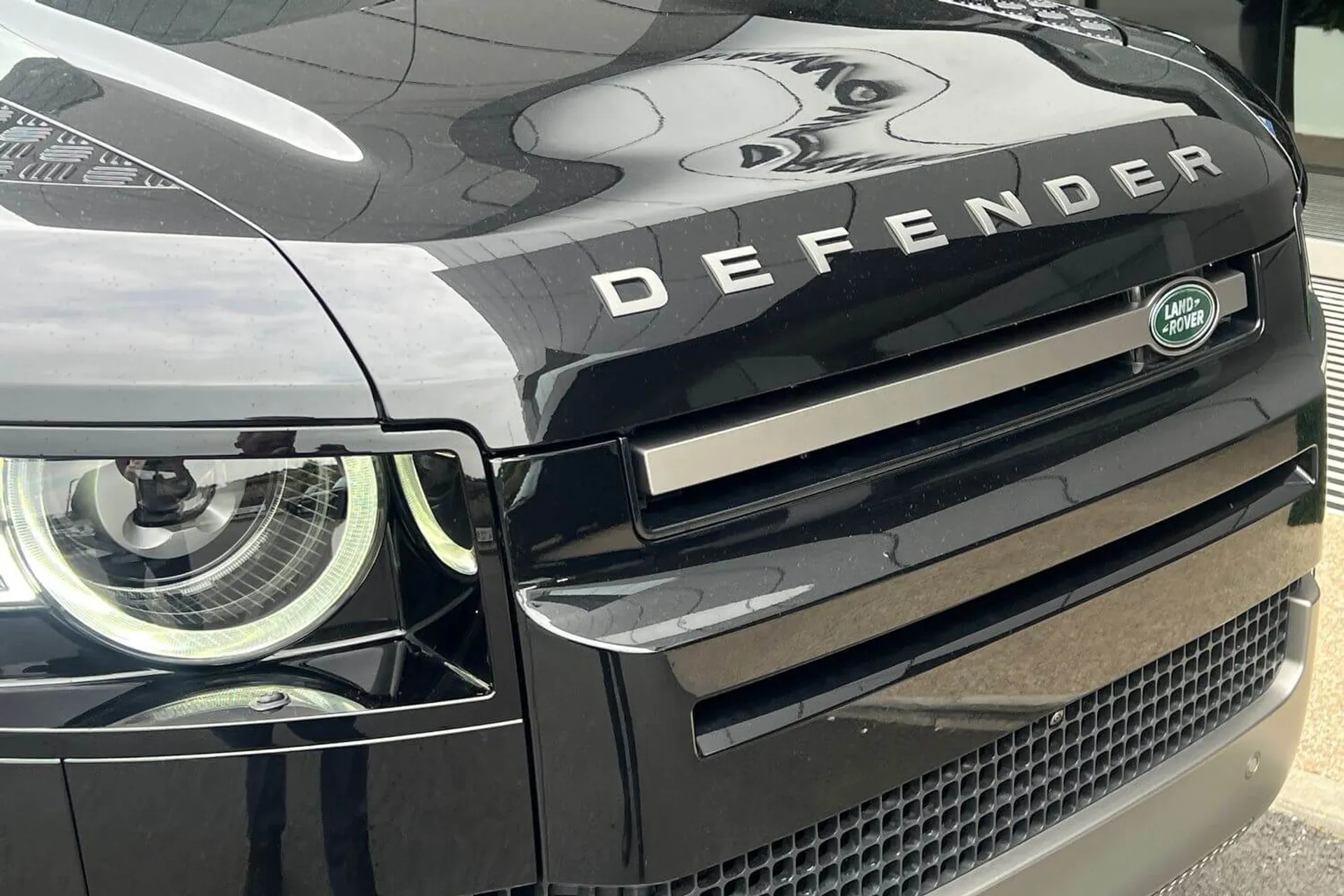 LAND ROVER Defender 110 thumbnail image number 67