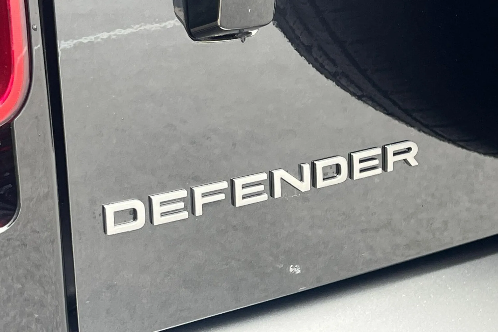 LAND ROVER Defender 110 thumbnail image number 60