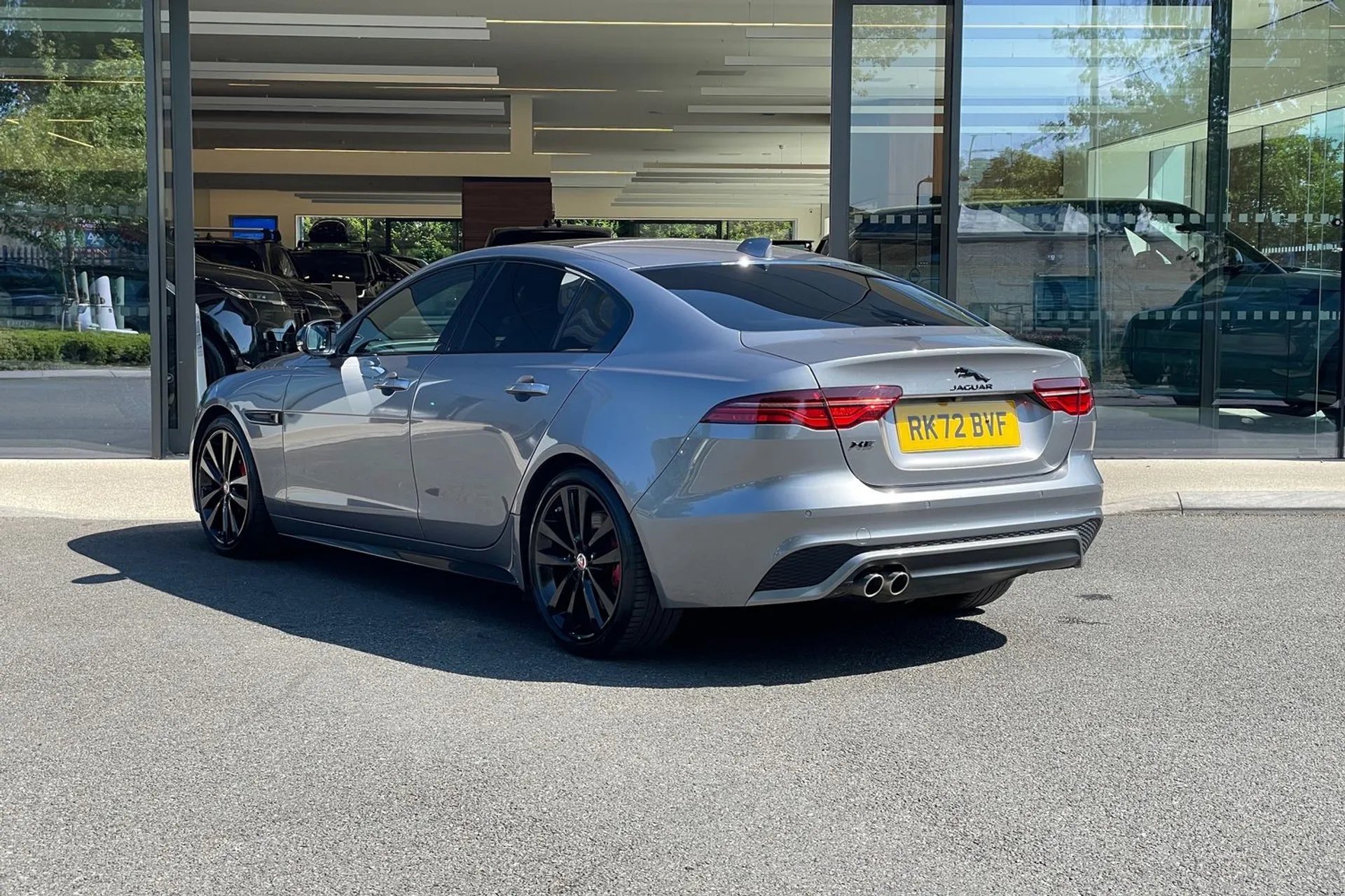 Jaguar XE thumbnail image number 59