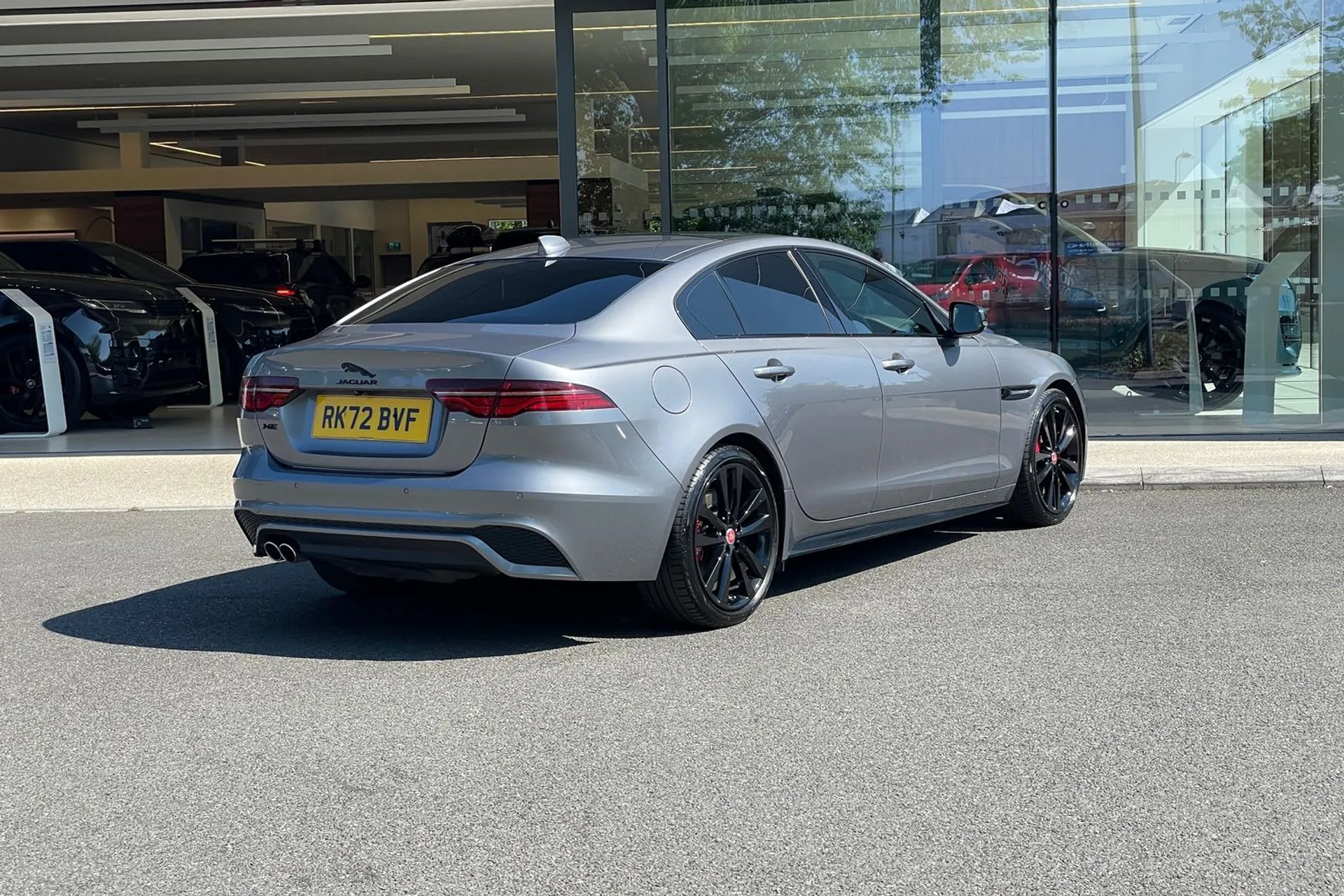 Jaguar XE thumbnail image number 7