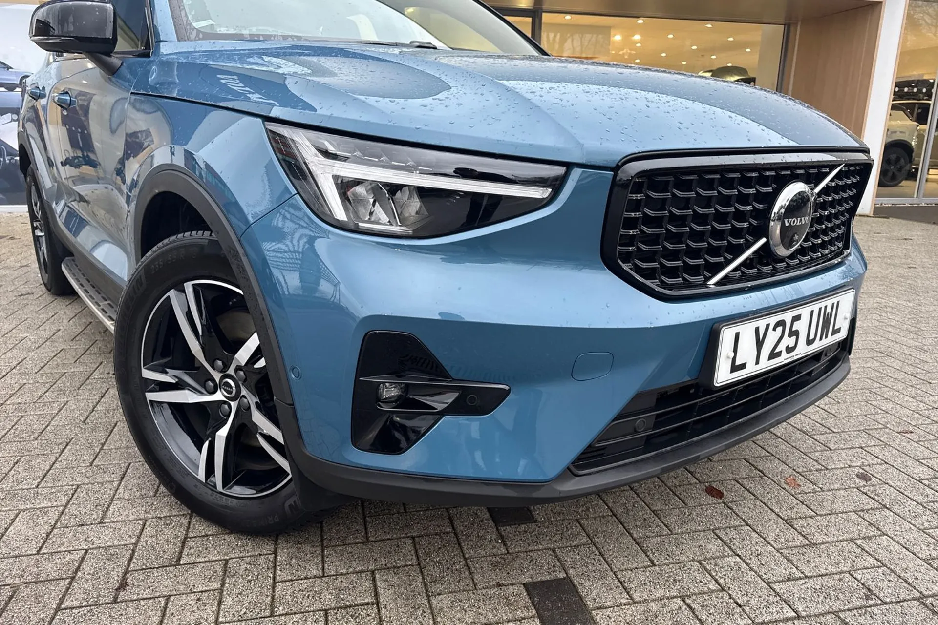 Volvo XC40 thumbnail image number 7