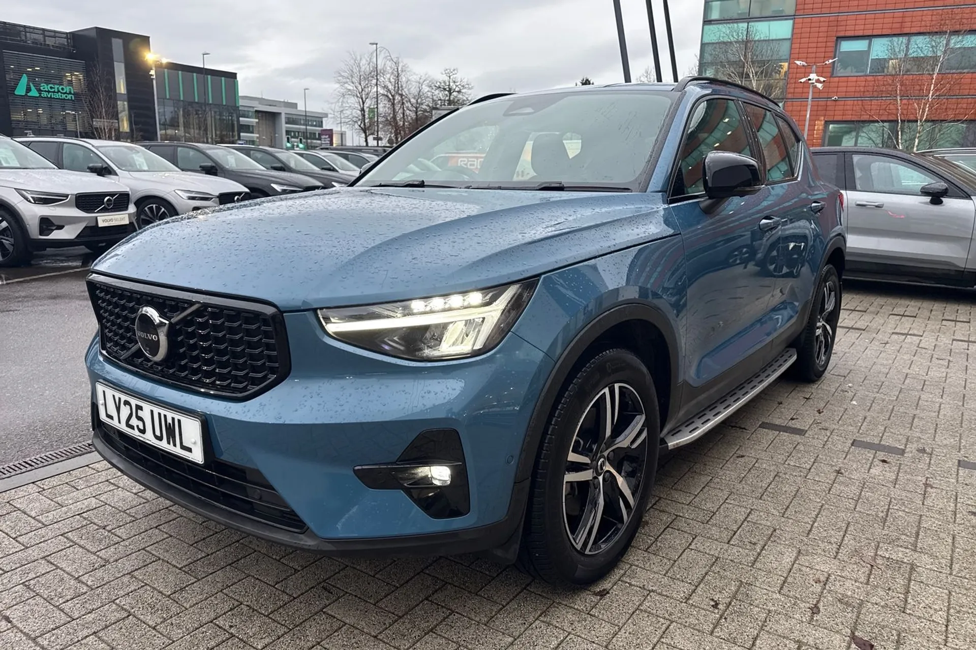 Volvo XC40 thumbnail image number 11