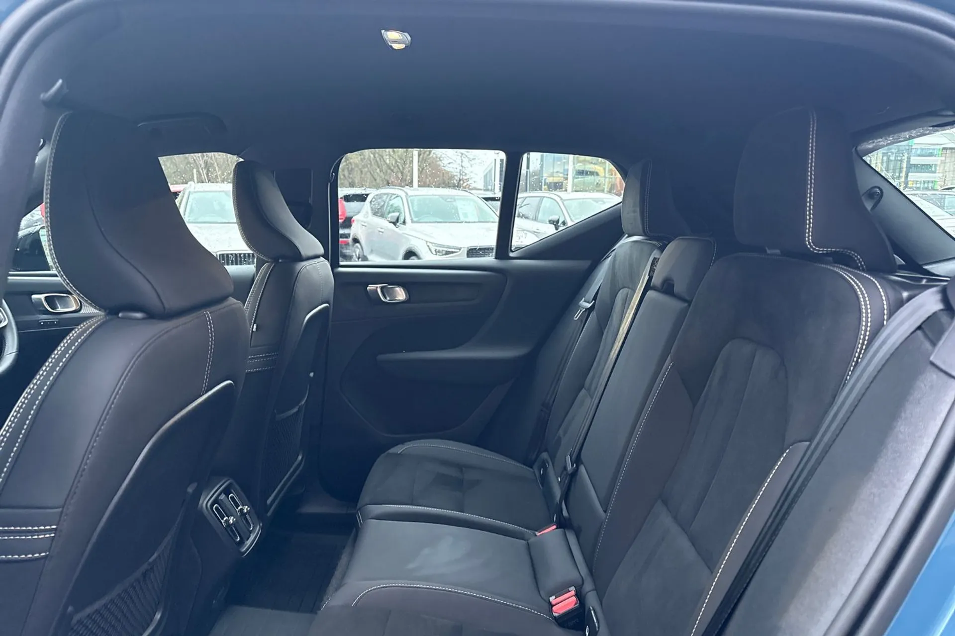 Volvo XC40 thumbnail image number 29