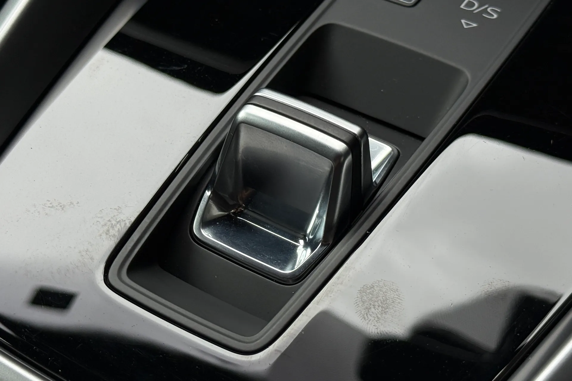 Audi A3 thumbnail image number 27