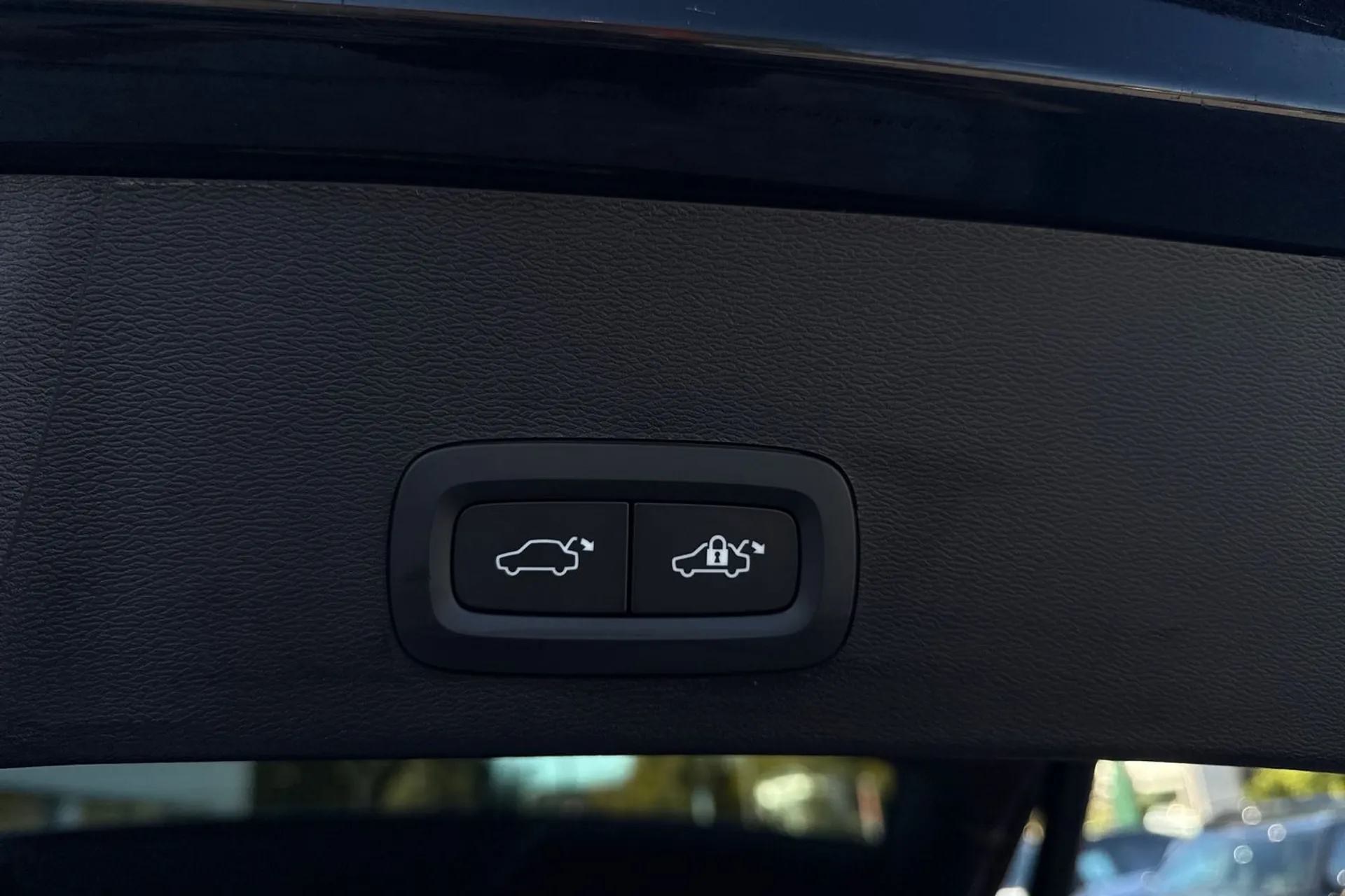 Volvo XC40 thumbnail image number 20