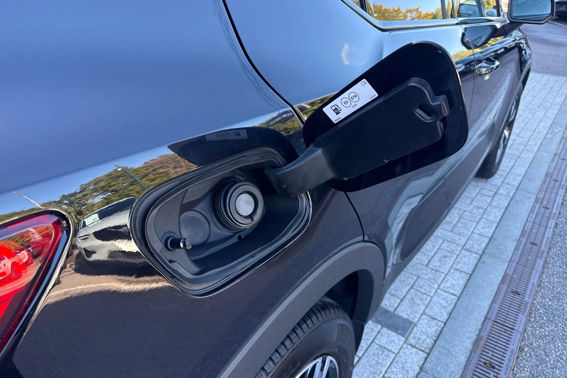 Volvo XC40 thumbnail image number 18