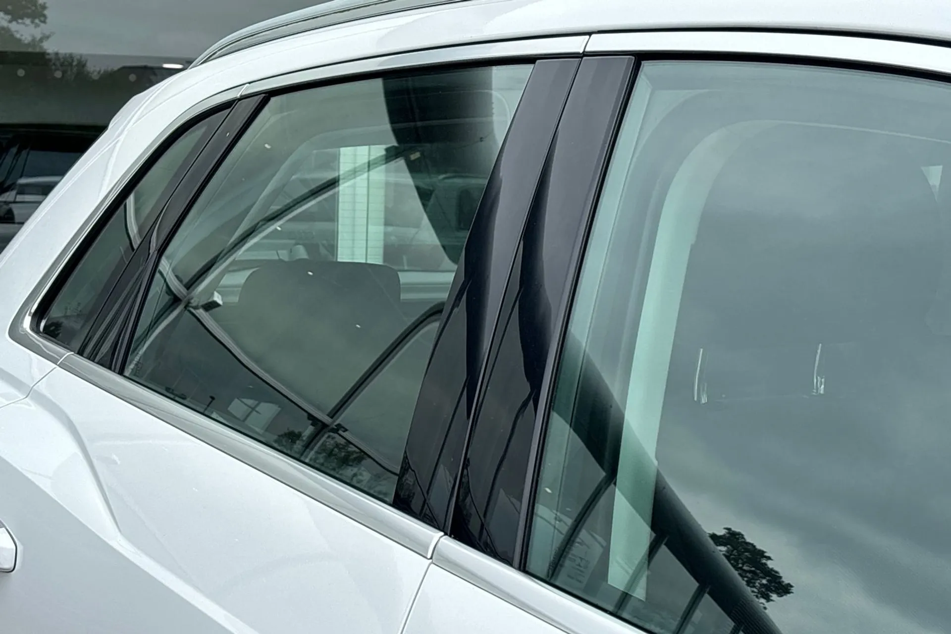 Audi Q3 thumbnail image number 13