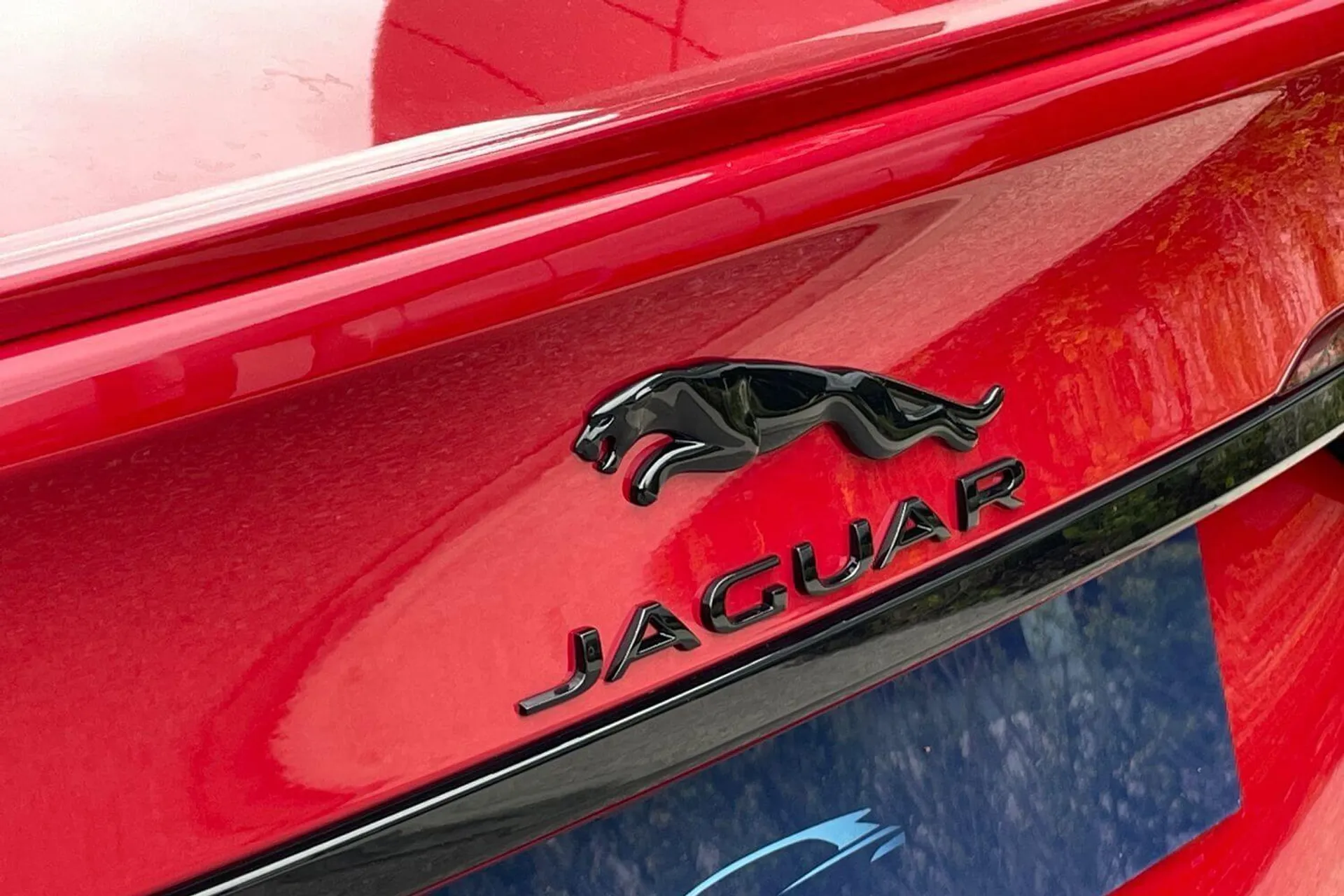 Jaguar XF thumbnail image number 20