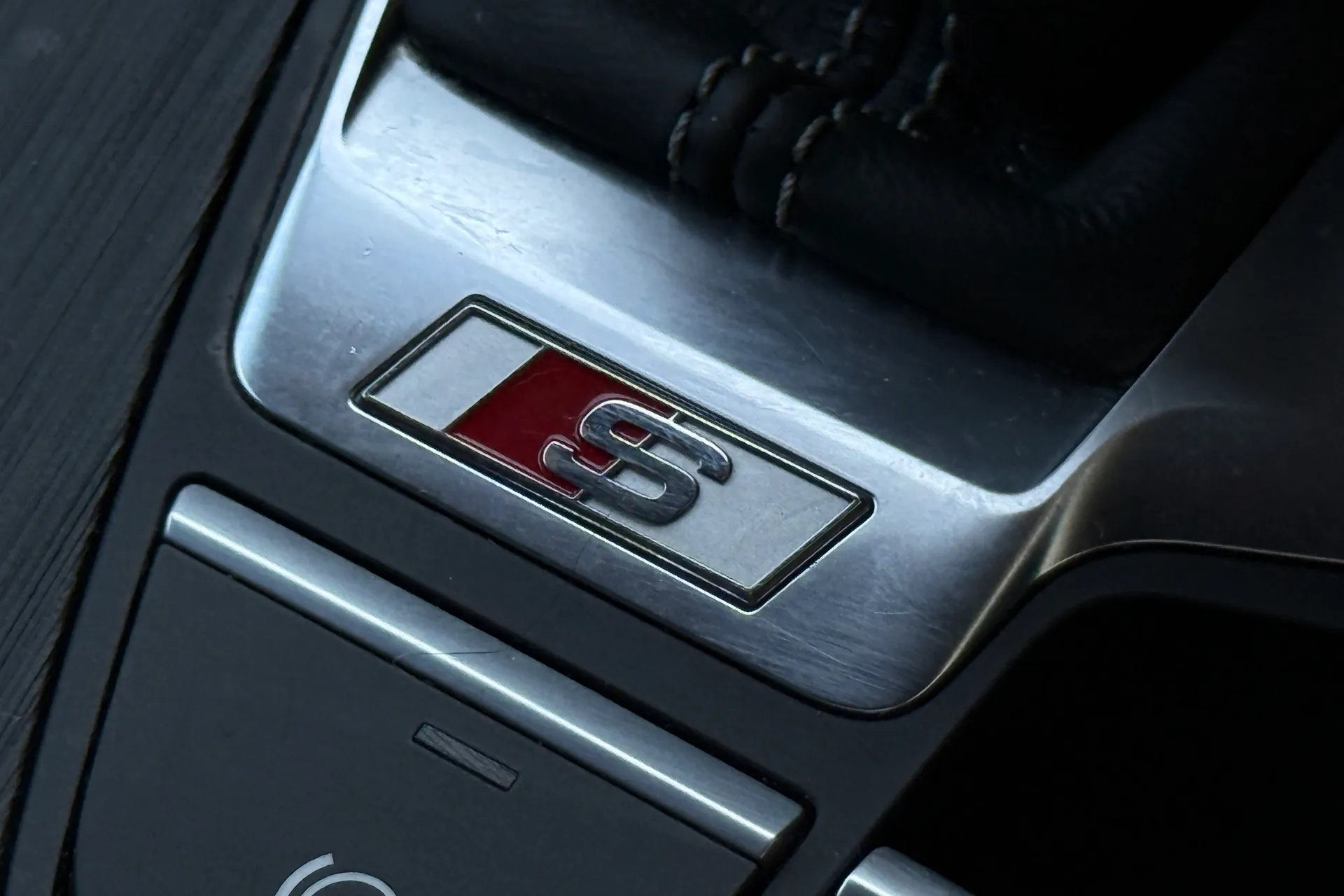 Audi Q5 thumbnail image number 27
