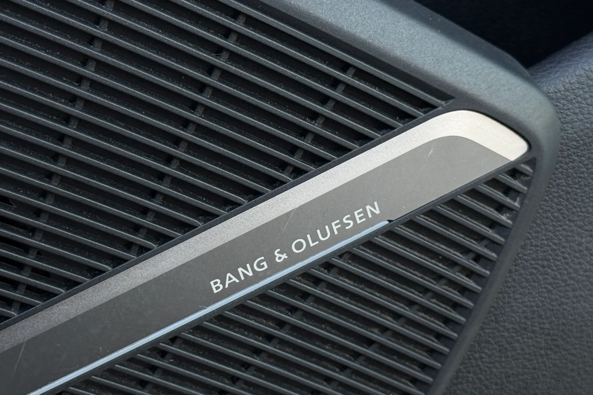 Audi Q5 thumbnail image number 35