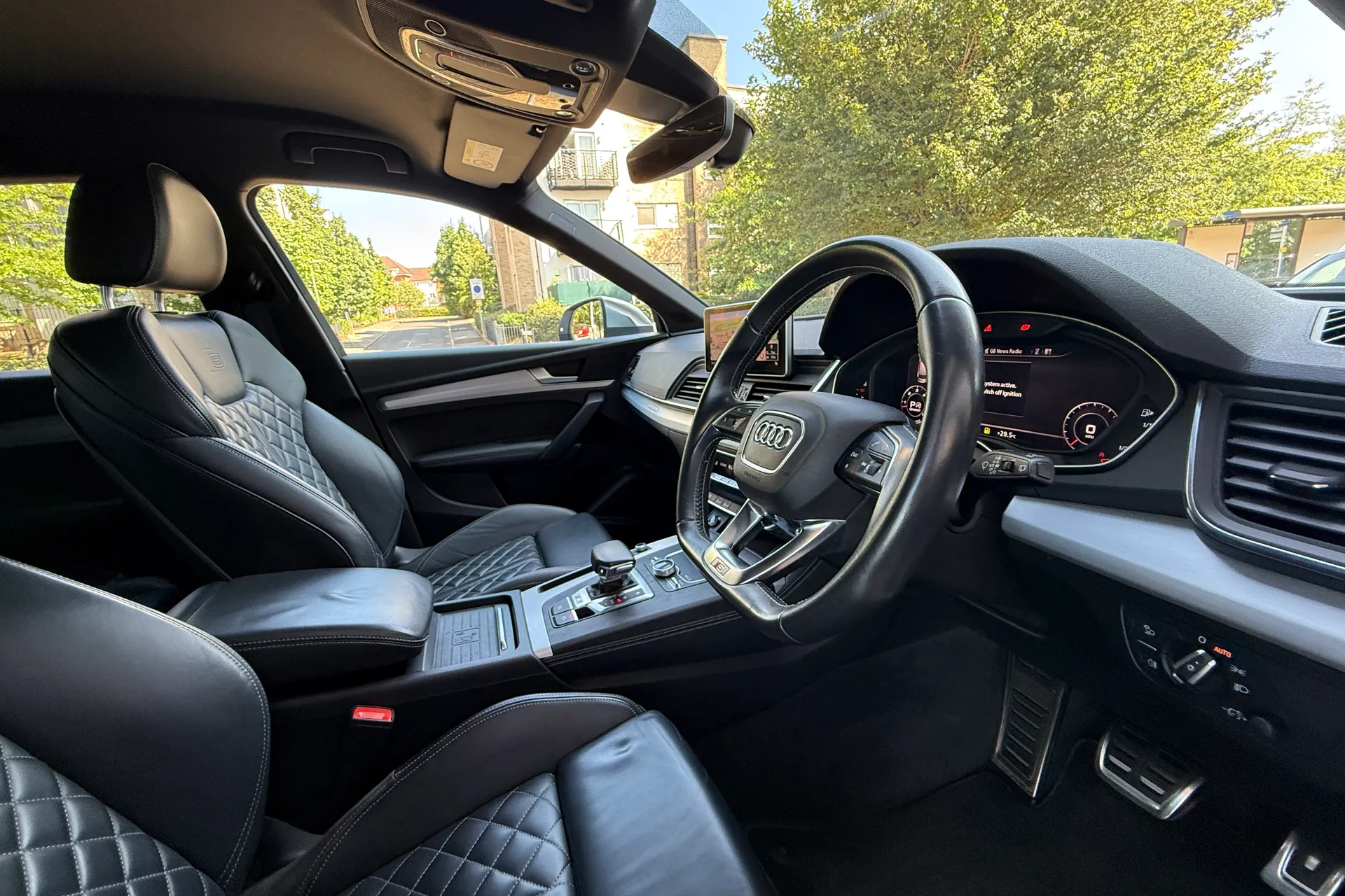 Audi Q5 thumbnail image number 6