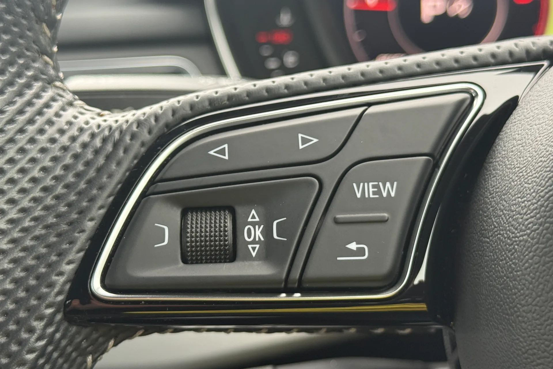 Audi A5 thumbnail image number 18