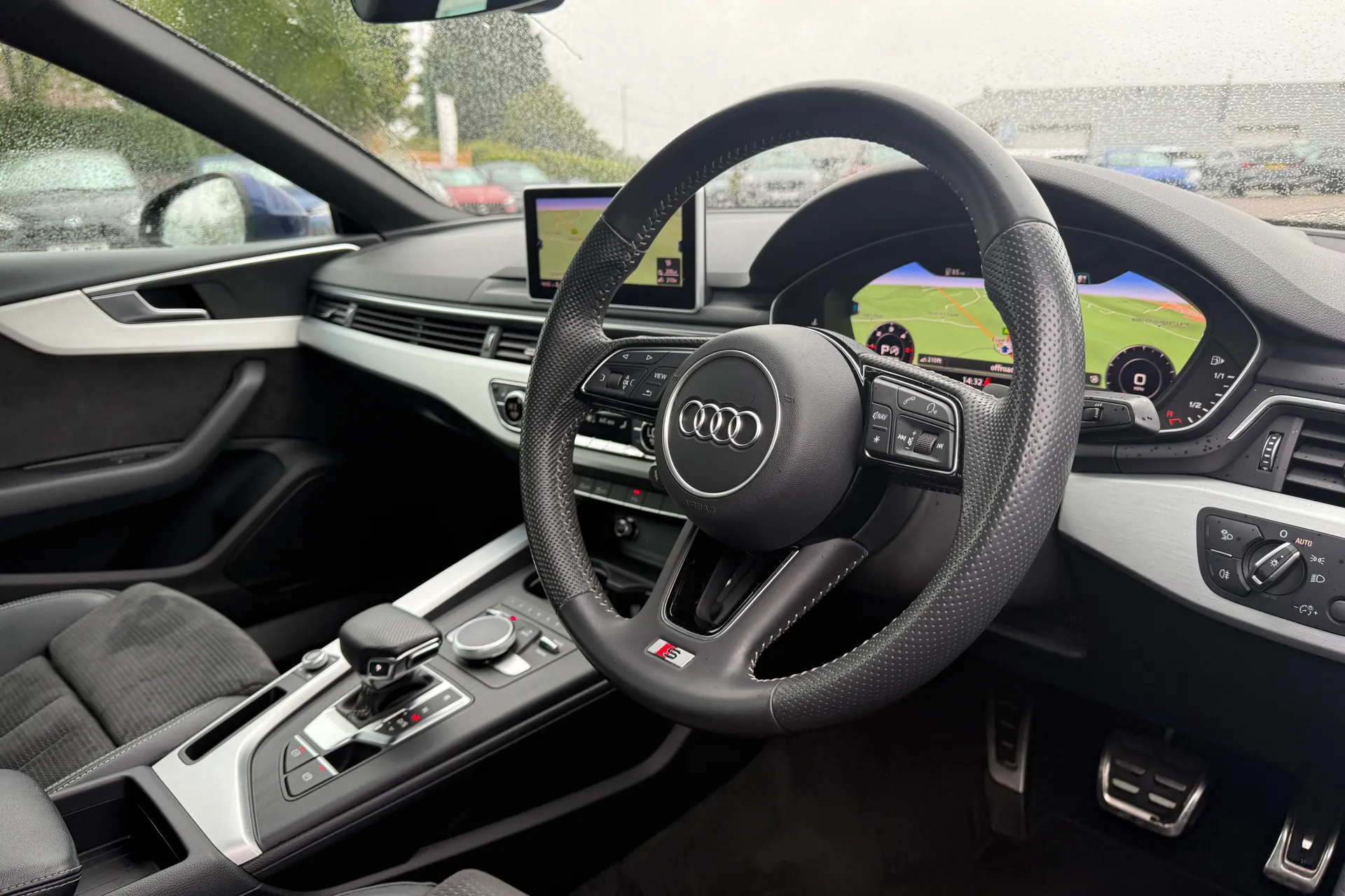 Audi A5 thumbnail image number 25