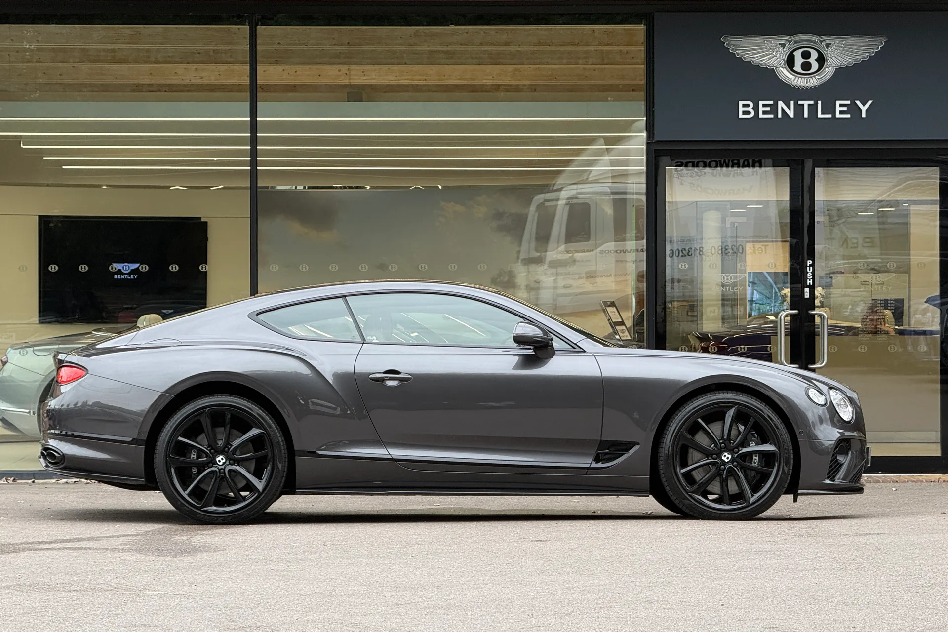 Bentley CONTINENTAL GT thumbnail image number 6