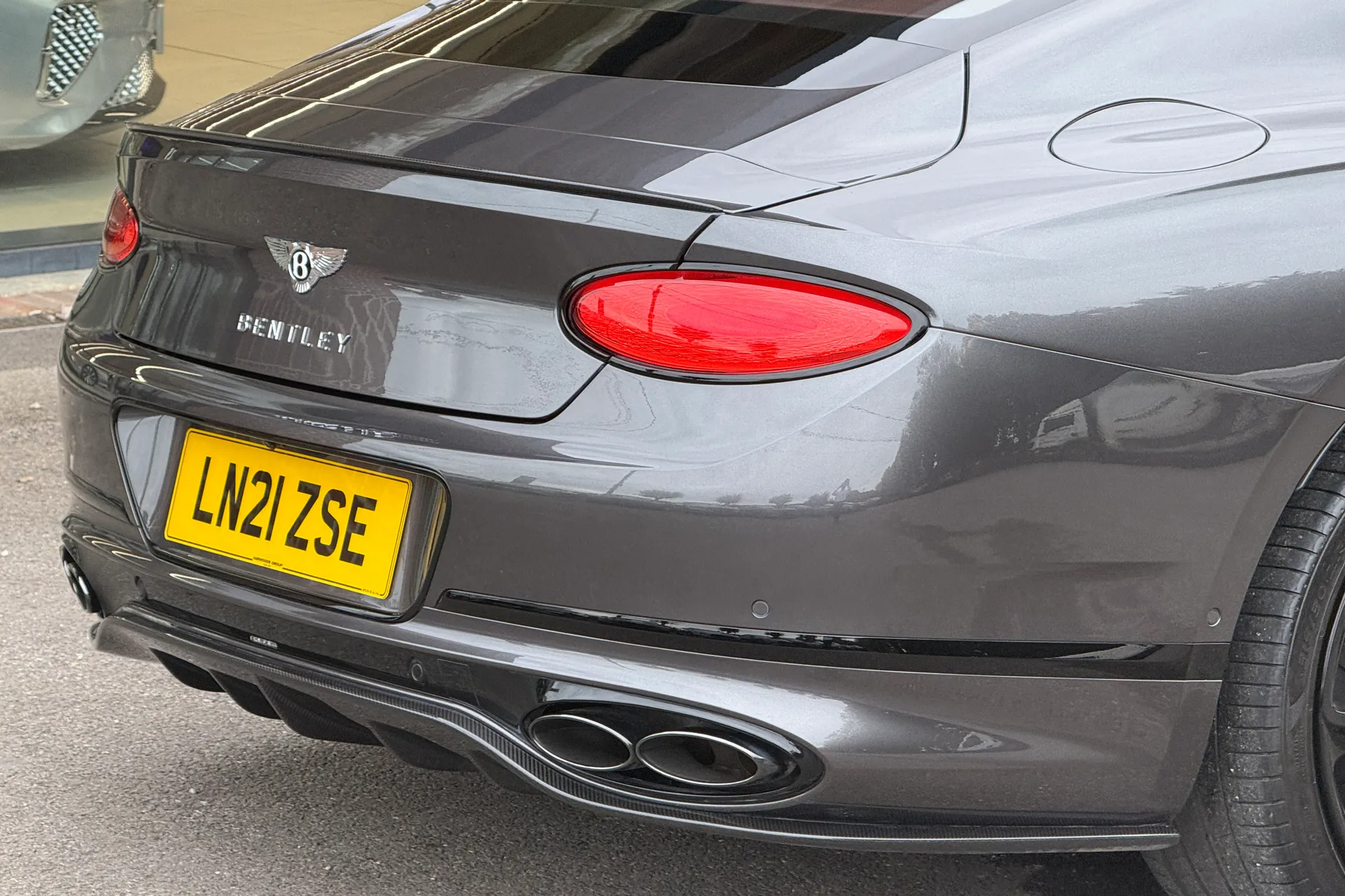 Bentley CONTINENTAL GT thumbnail image number 19