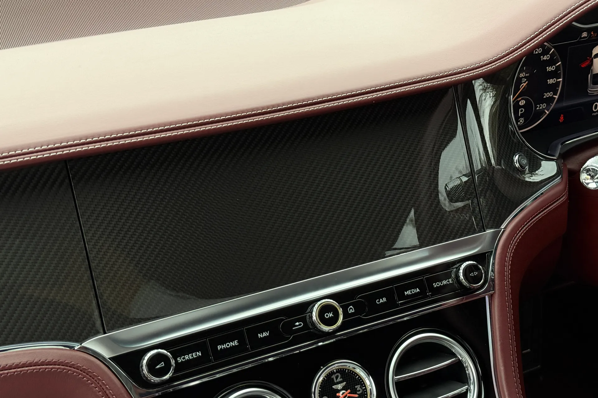 Bentley CONTINENTAL GT thumbnail image number 43