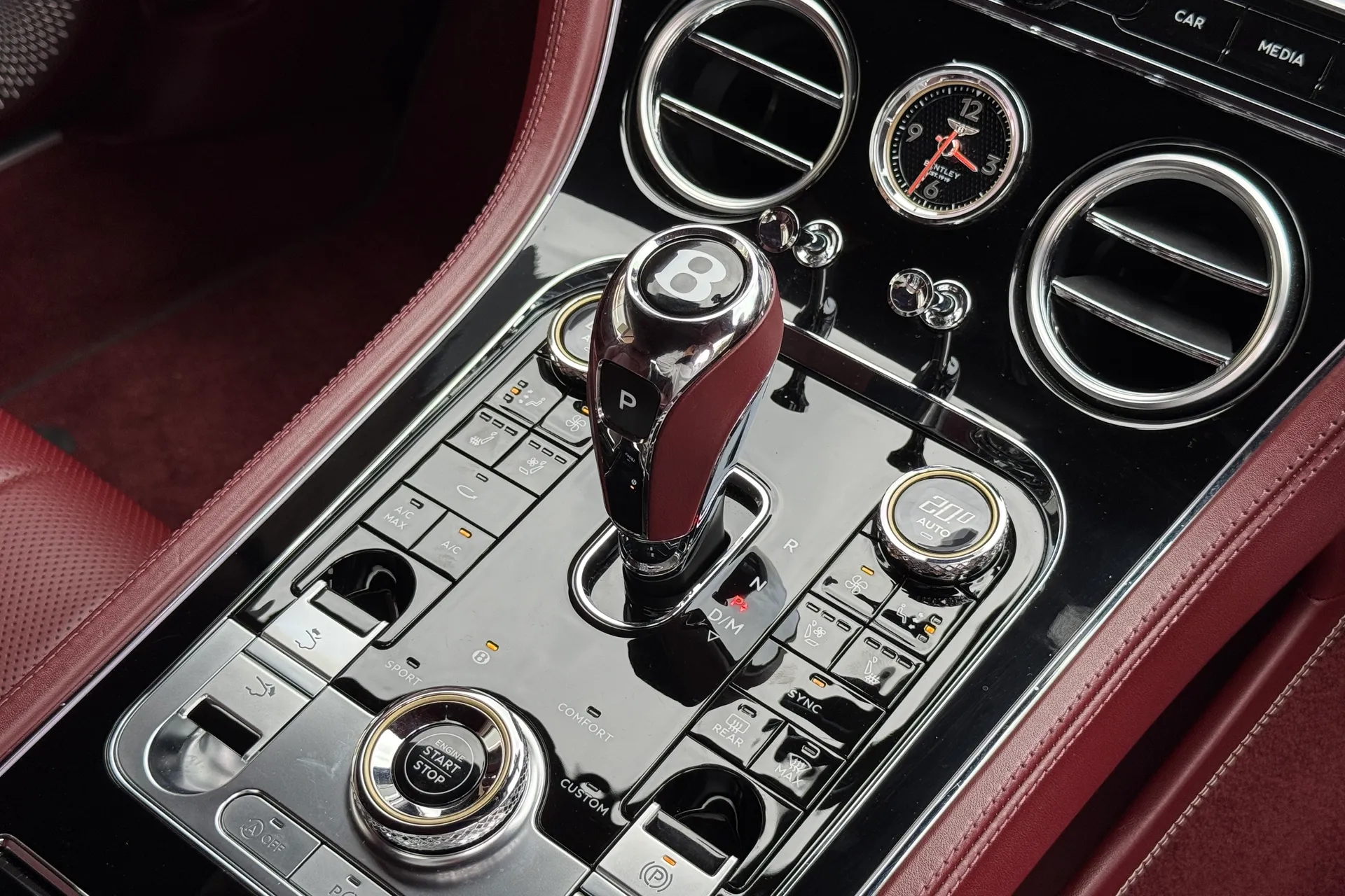 Bentley CONTINENTAL GT thumbnail image number 24