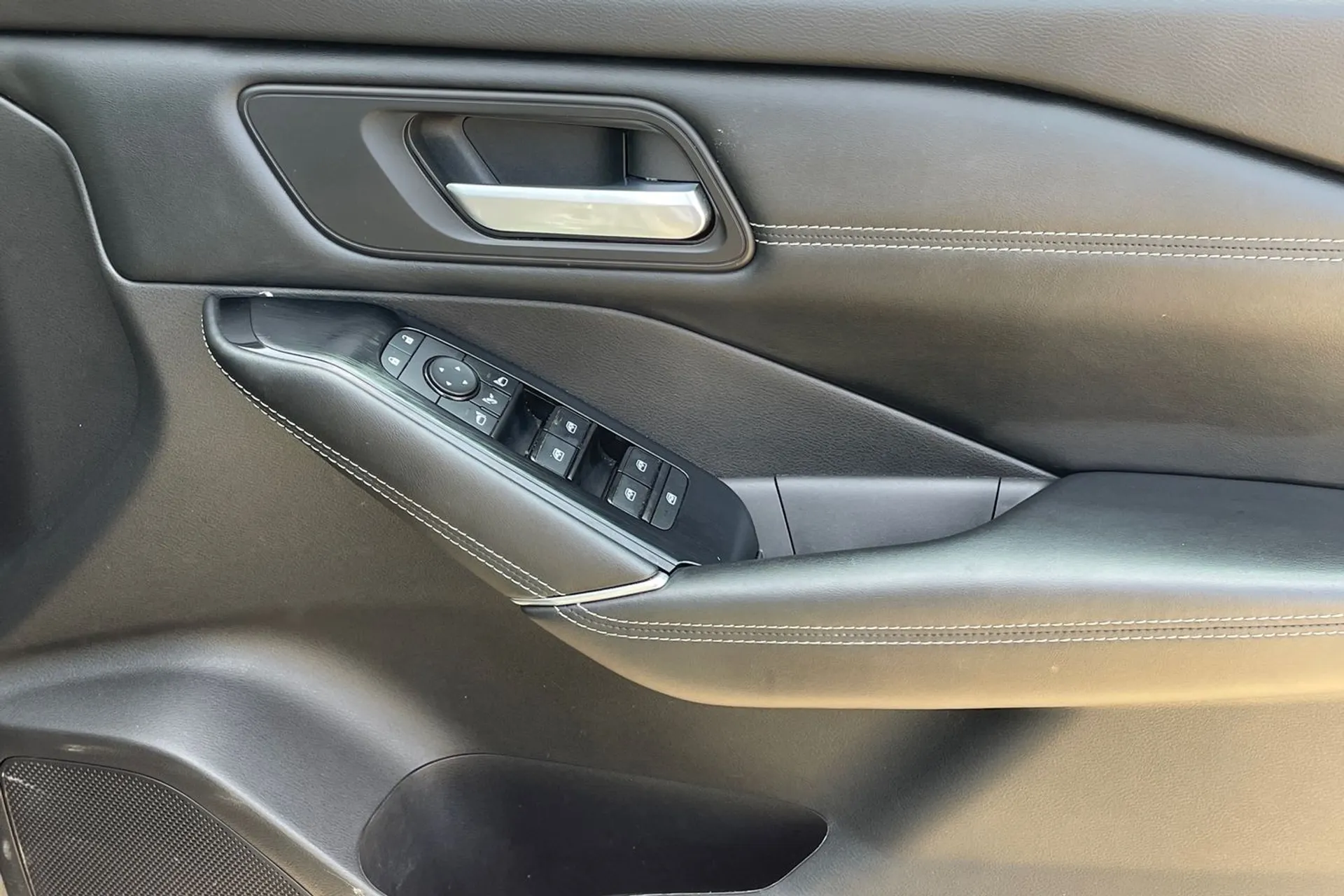 NISSAN QASHQAI thumbnail image number 39
