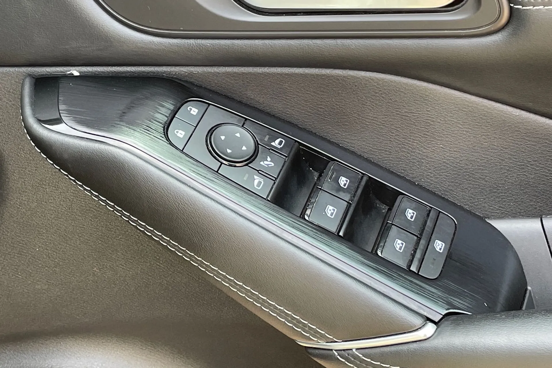 NISSAN QASHQAI thumbnail image number 43
