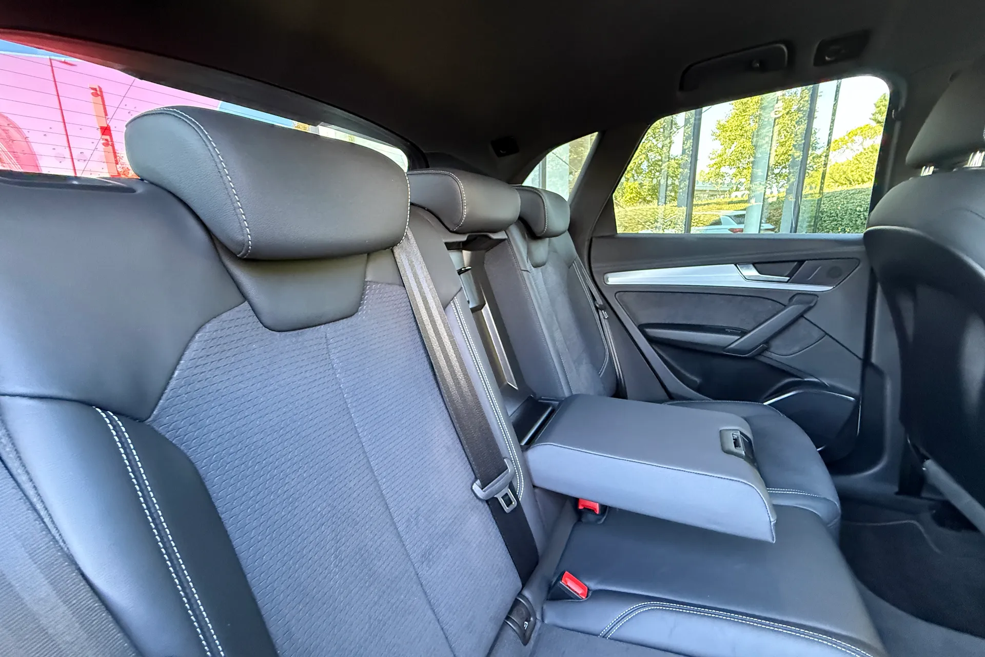 Audi Q5 thumbnail image number 39