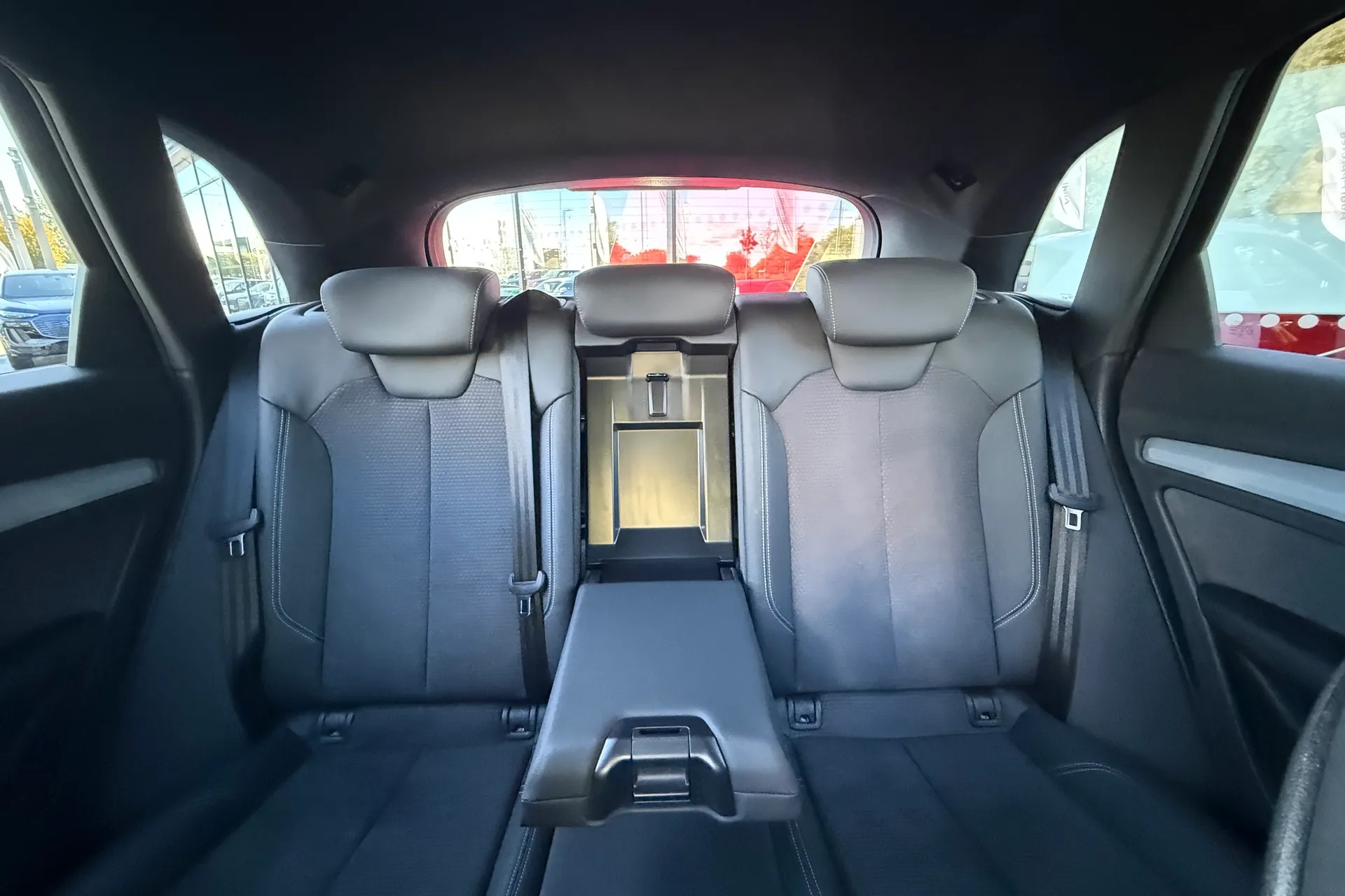 Audi Q5 thumbnail image number 45