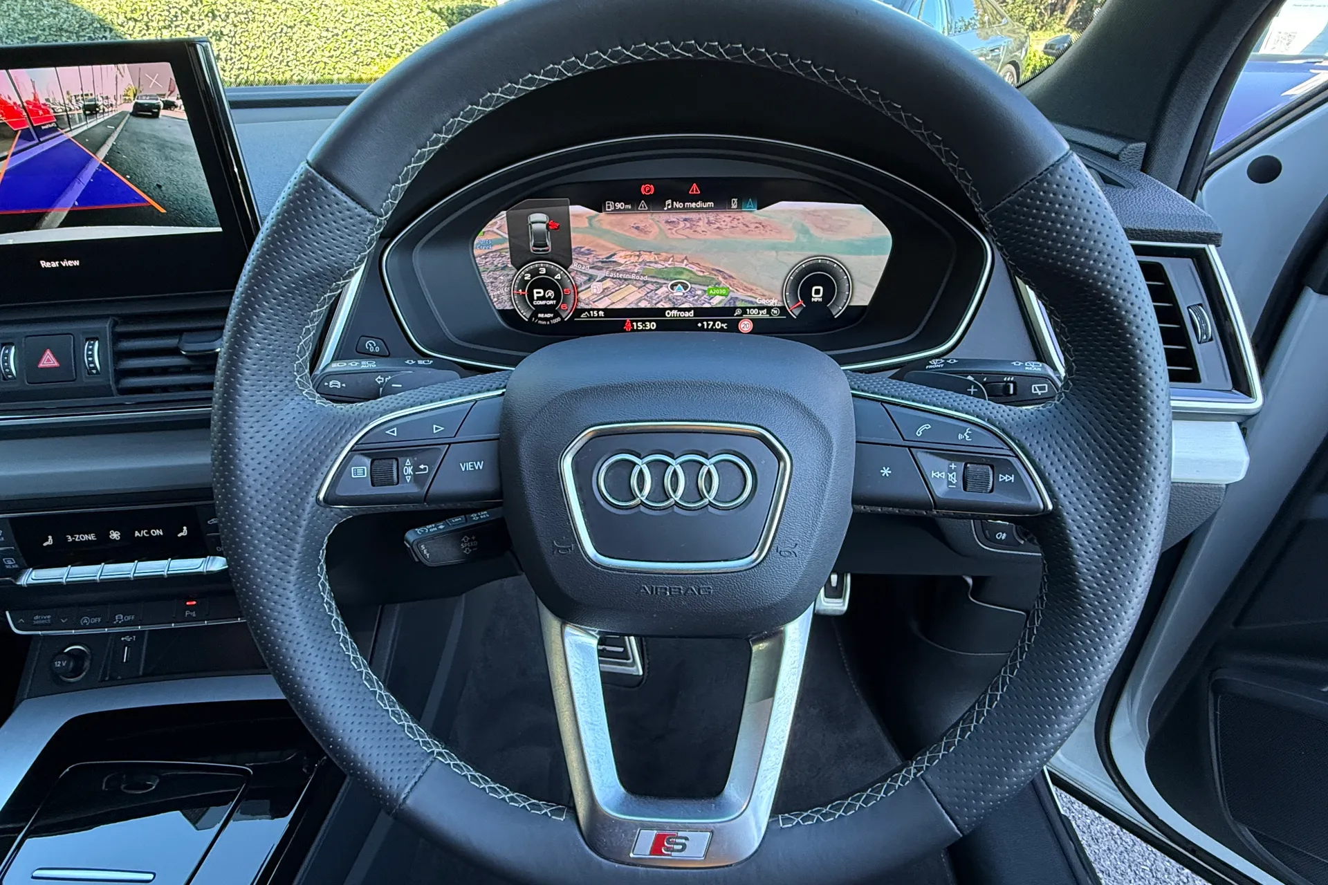 Audi Q5 thumbnail image number 18