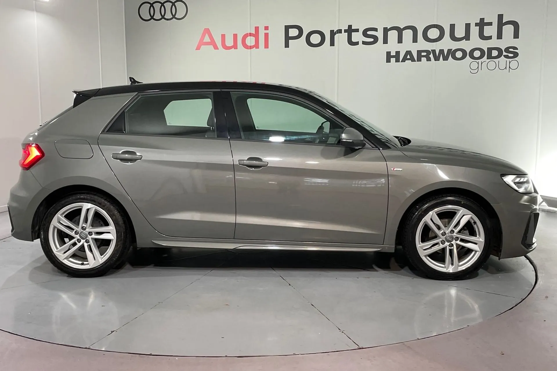 Audi A1 thumbnail image number 2