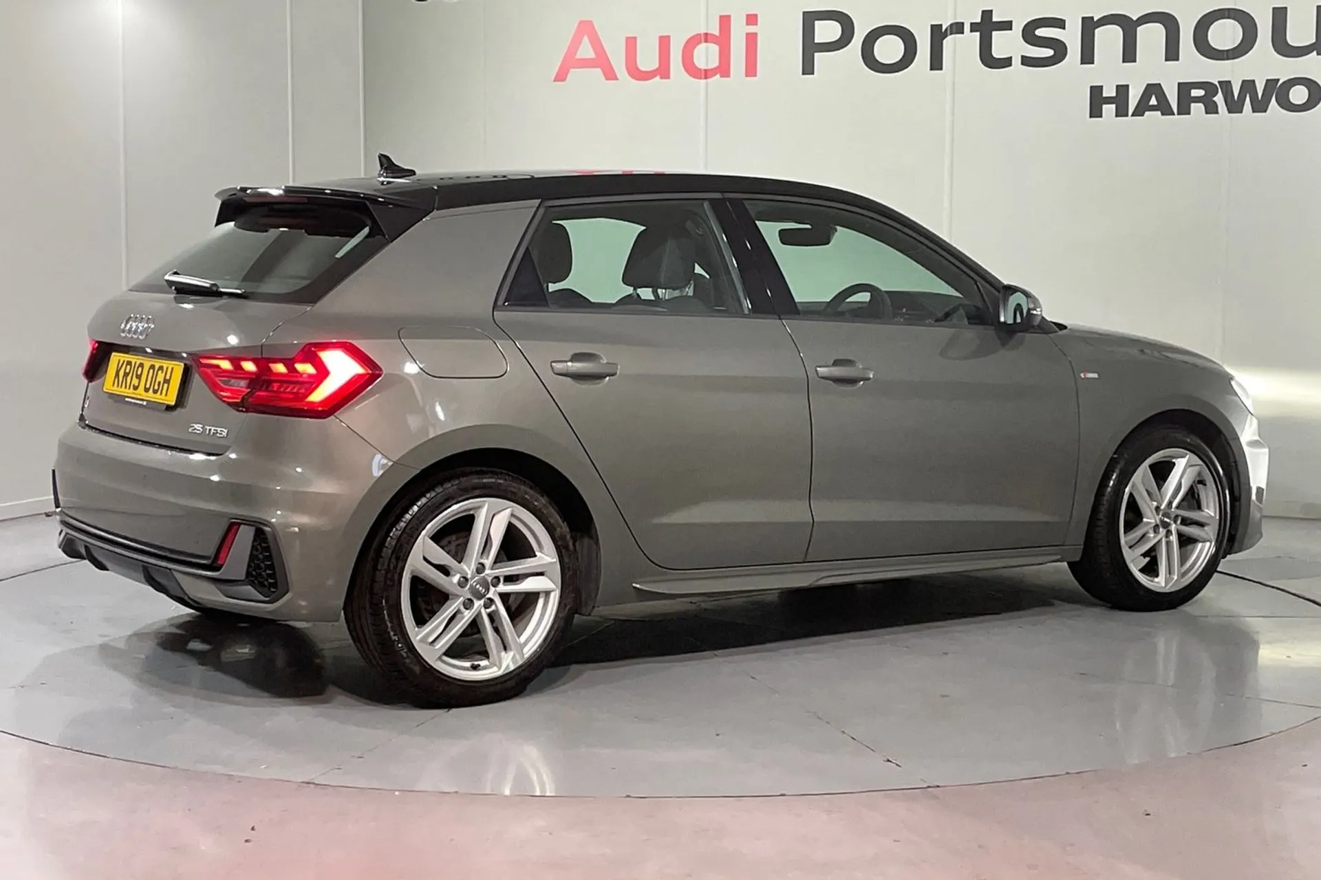 Audi A1 thumbnail image number 11