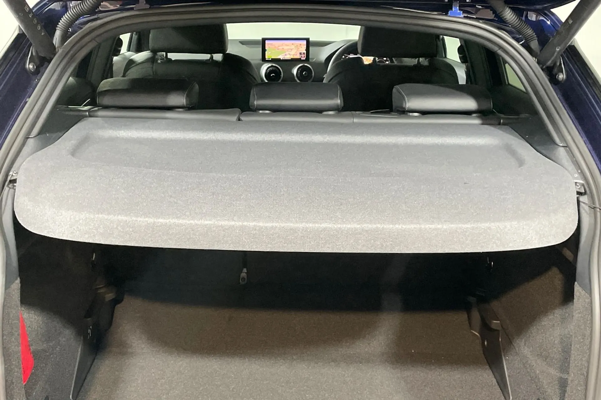 Audi Q2 thumbnail image number 51