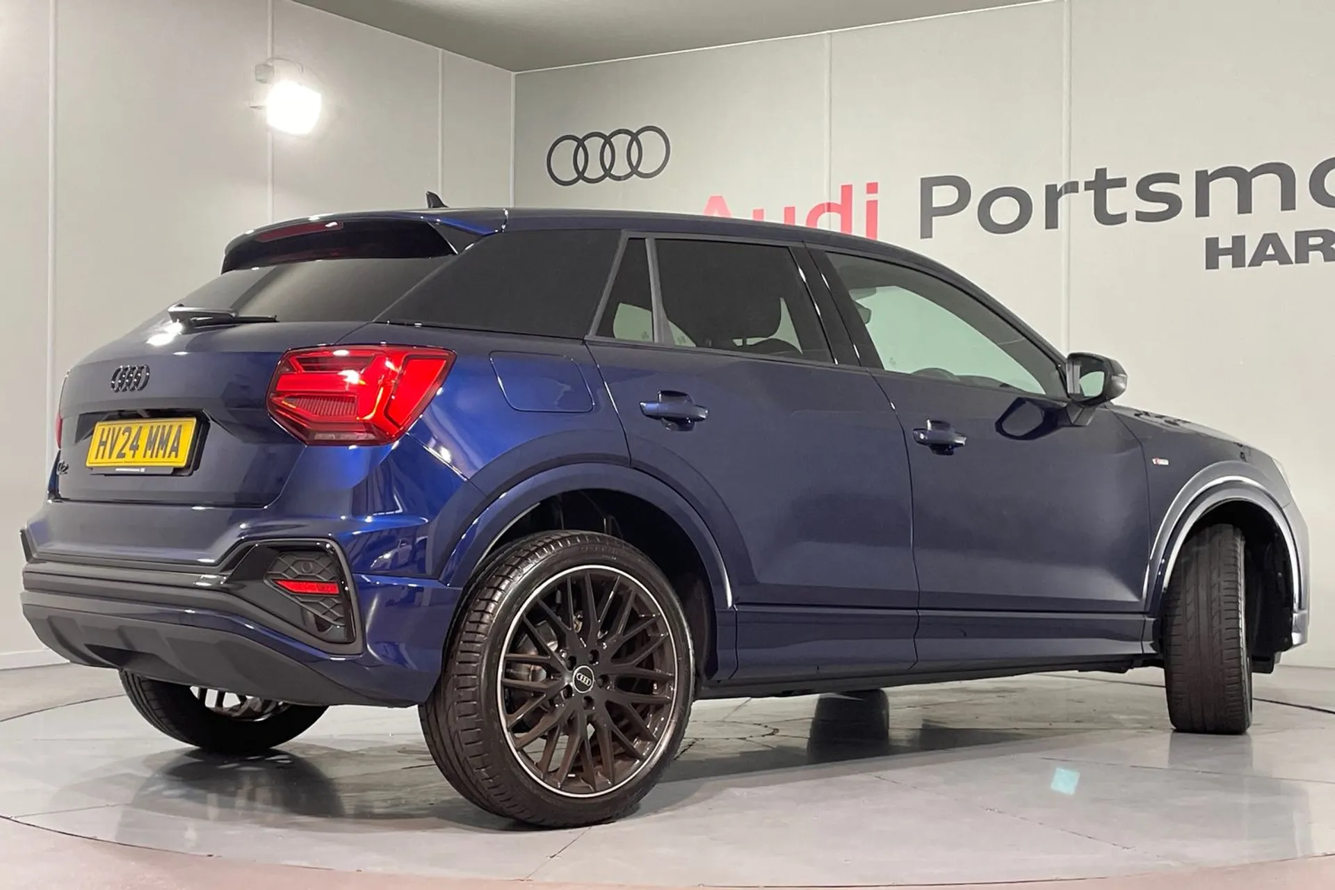 Audi Q2 thumbnail image number 10