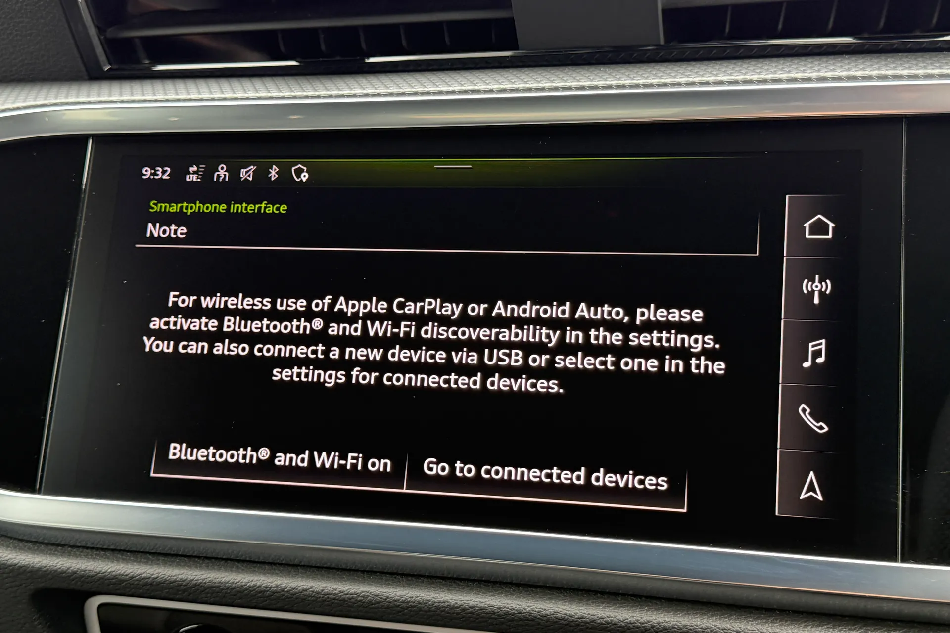 Audi Q3 thumbnail image number 13