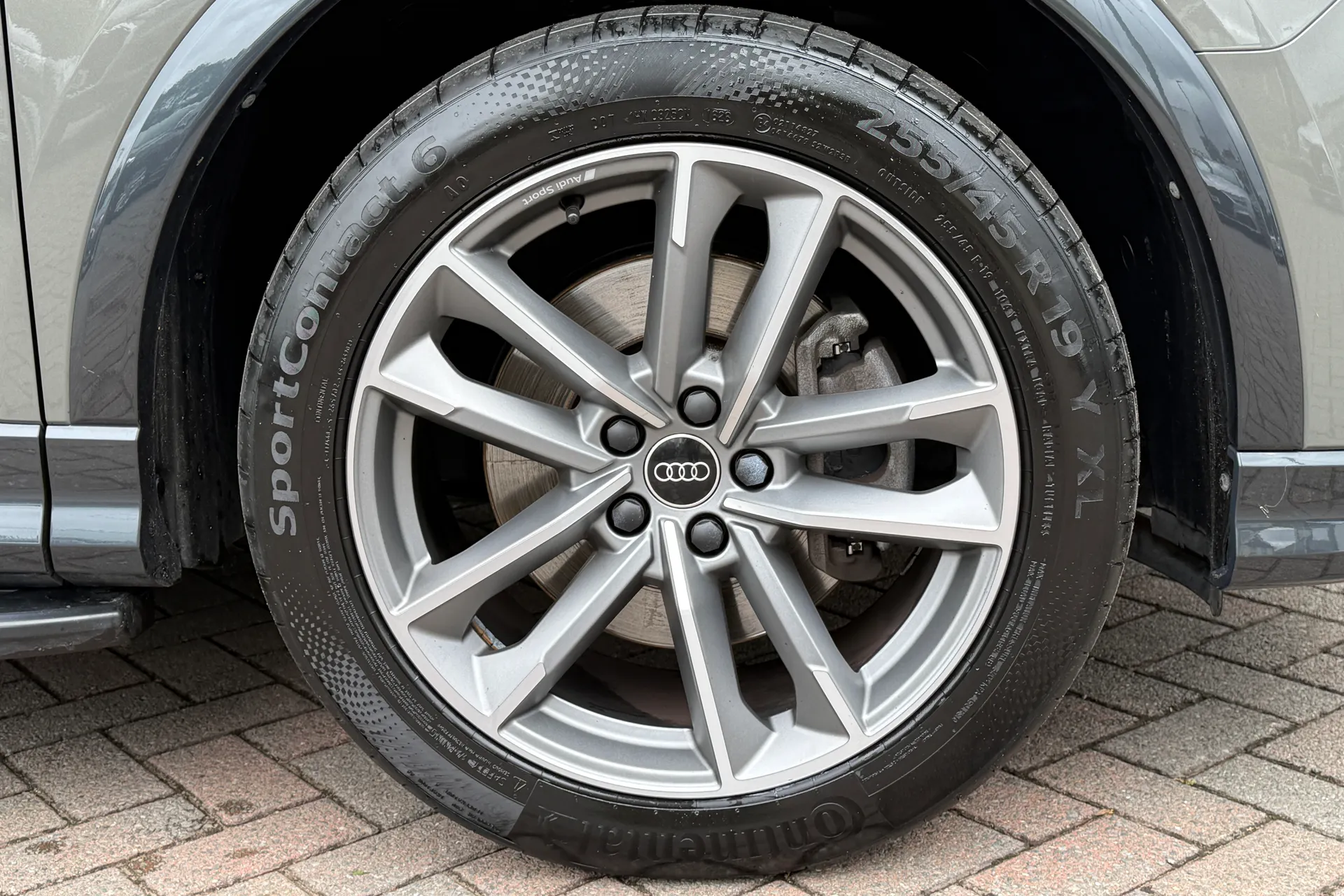 Audi Q3 thumbnail image number 47