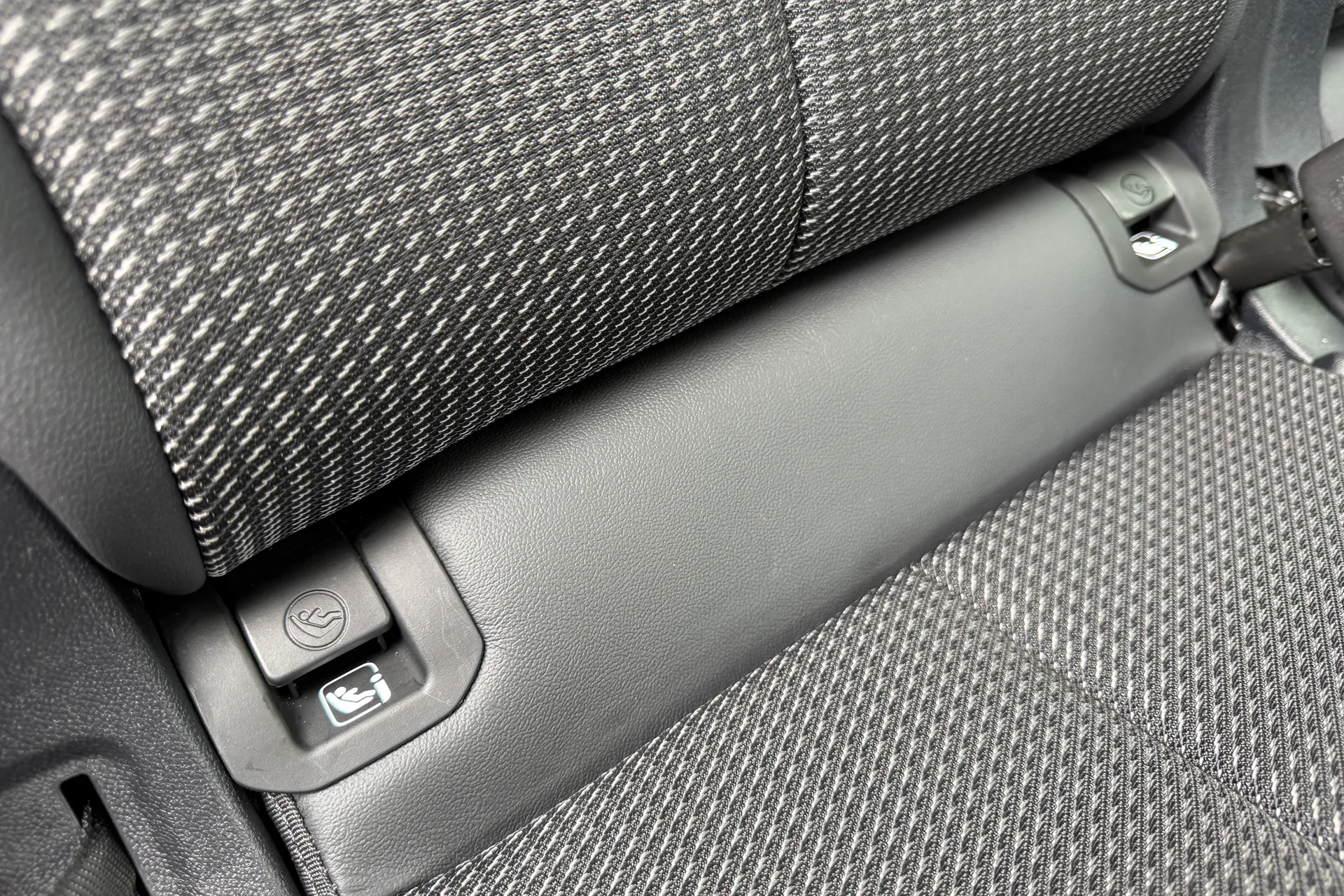 Audi Q3 thumbnail image number 43