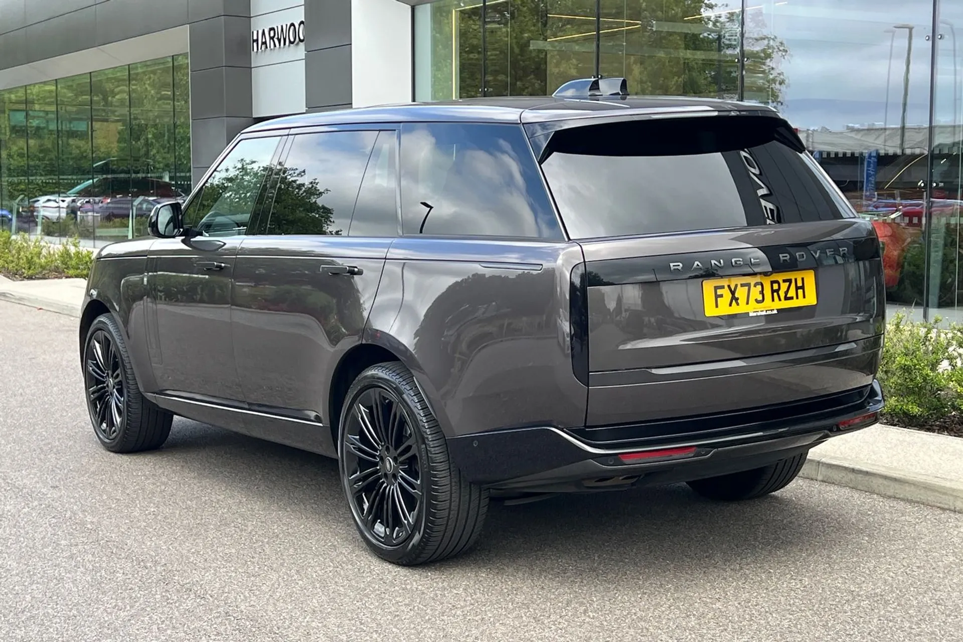 LAND ROVER RANGE ROVER thumbnail image number 11