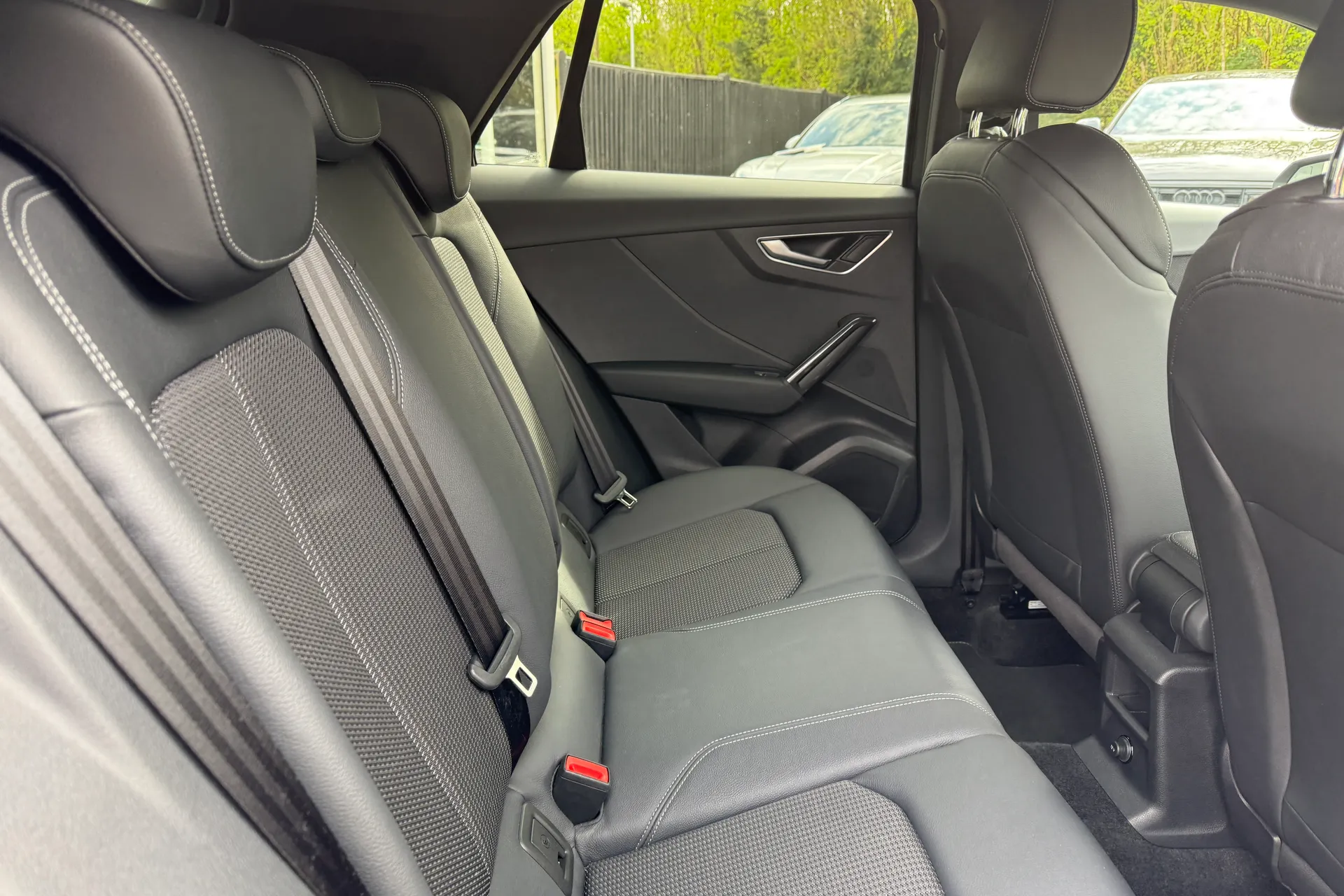 Audi Q2 thumbnail image number 33