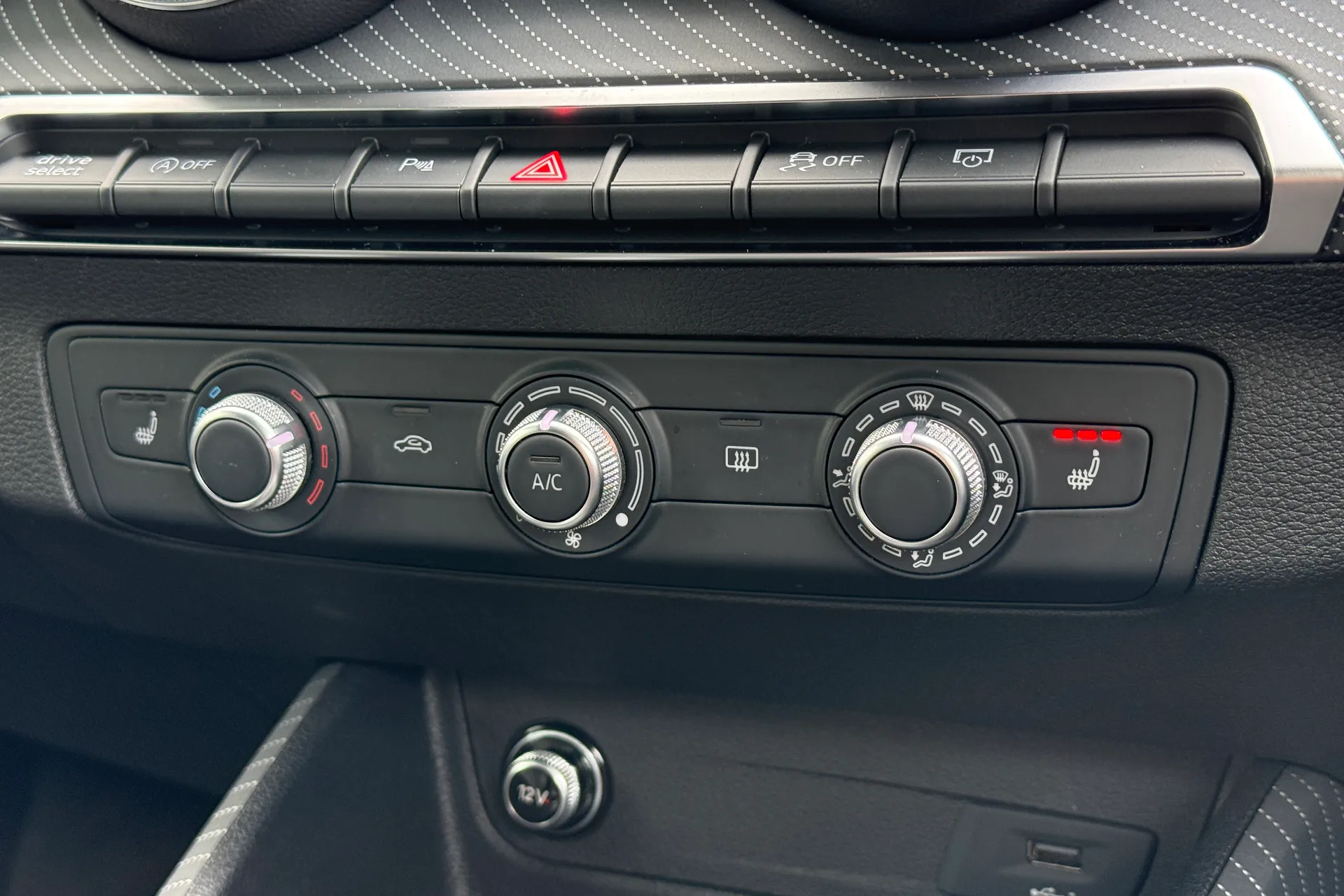 Audi Q2 thumbnail image number 20