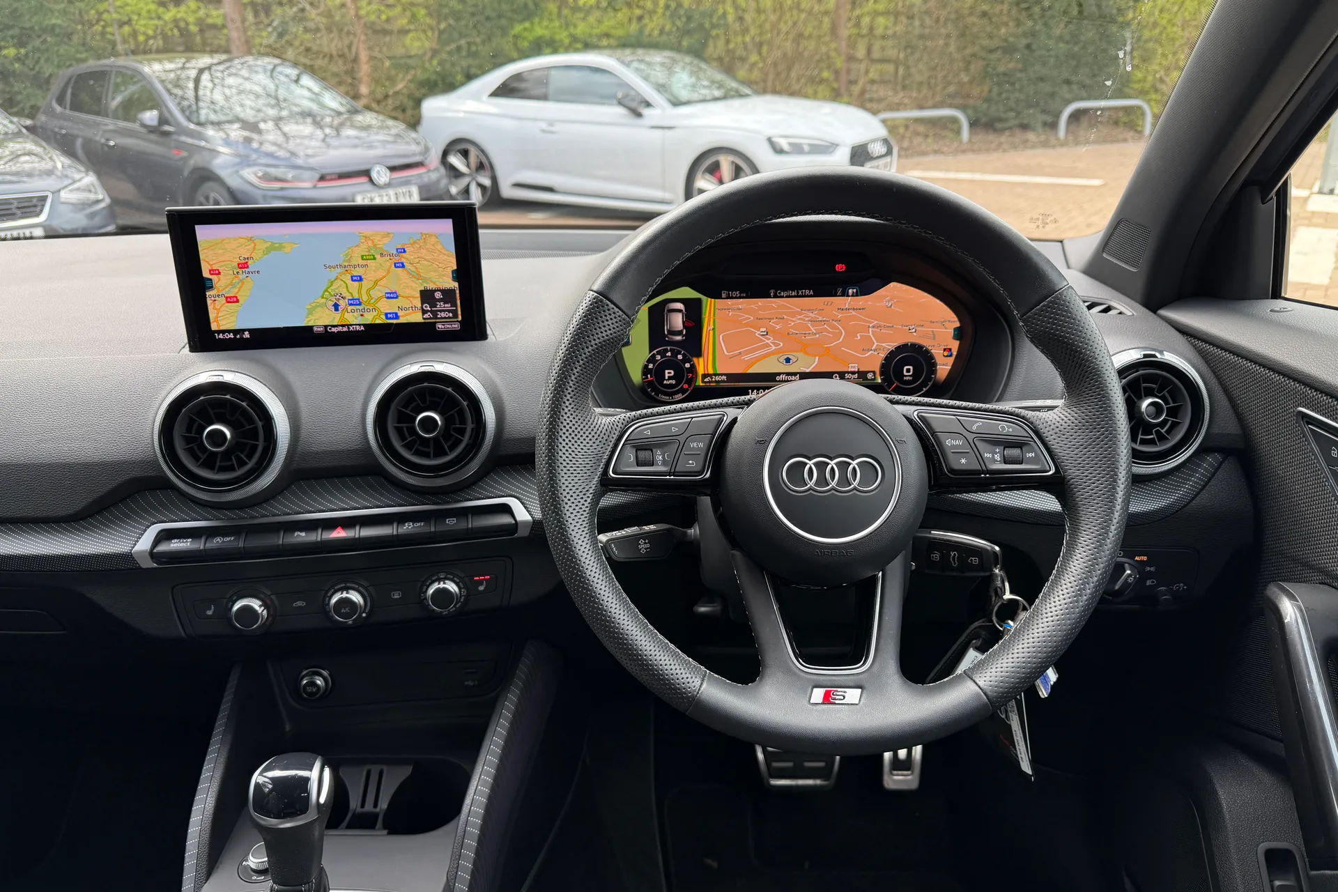 Audi Q2 thumbnail image number 39