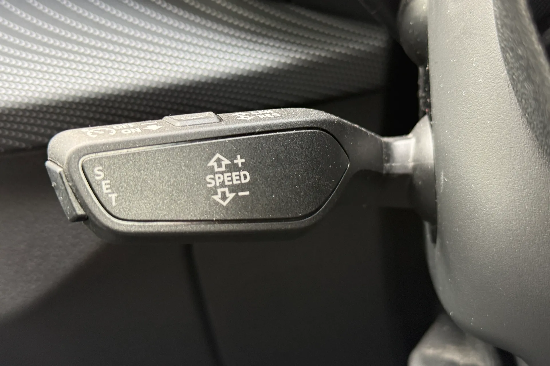 Audi Q2 thumbnail image number 10