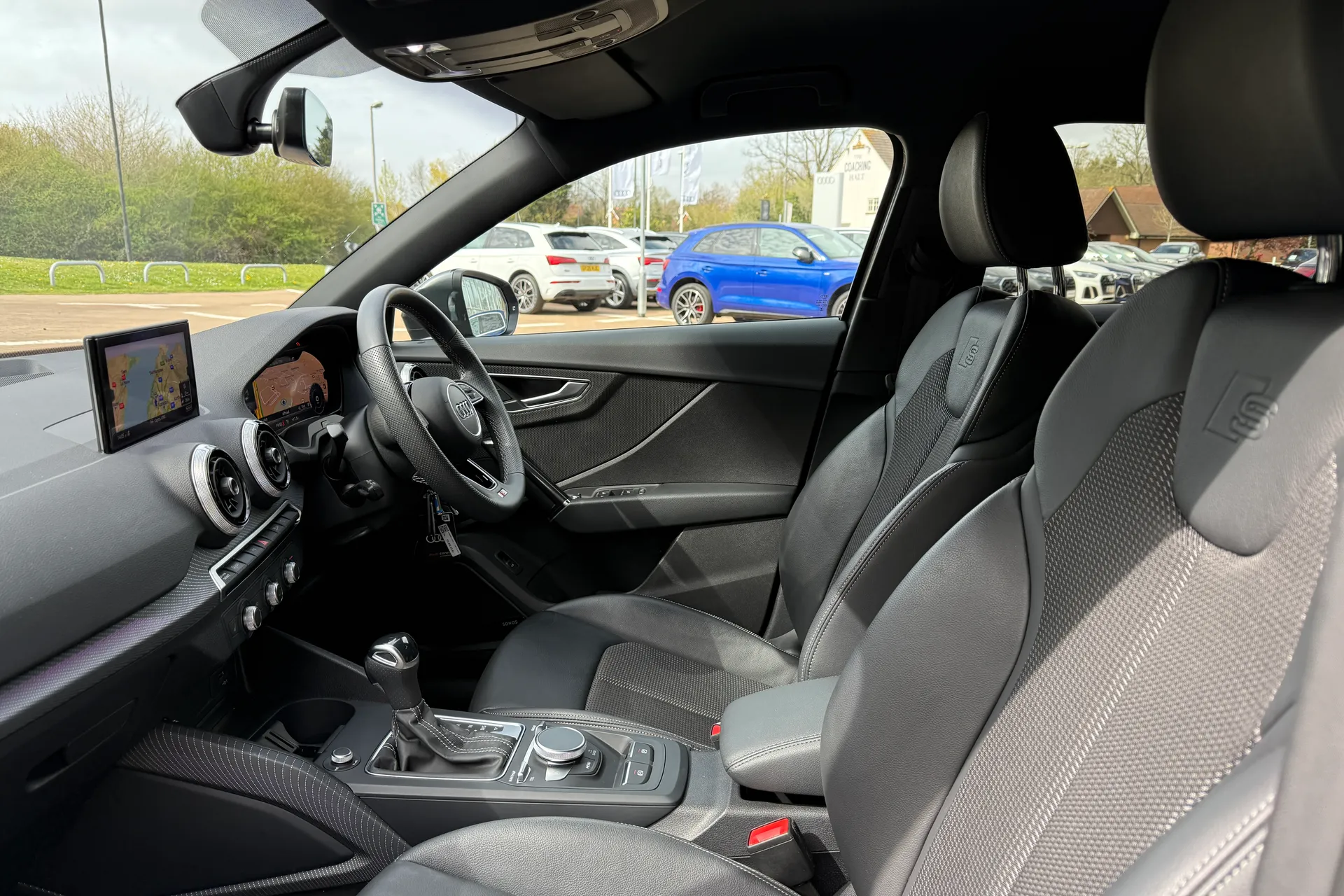 Audi Q2 thumbnail image number 54