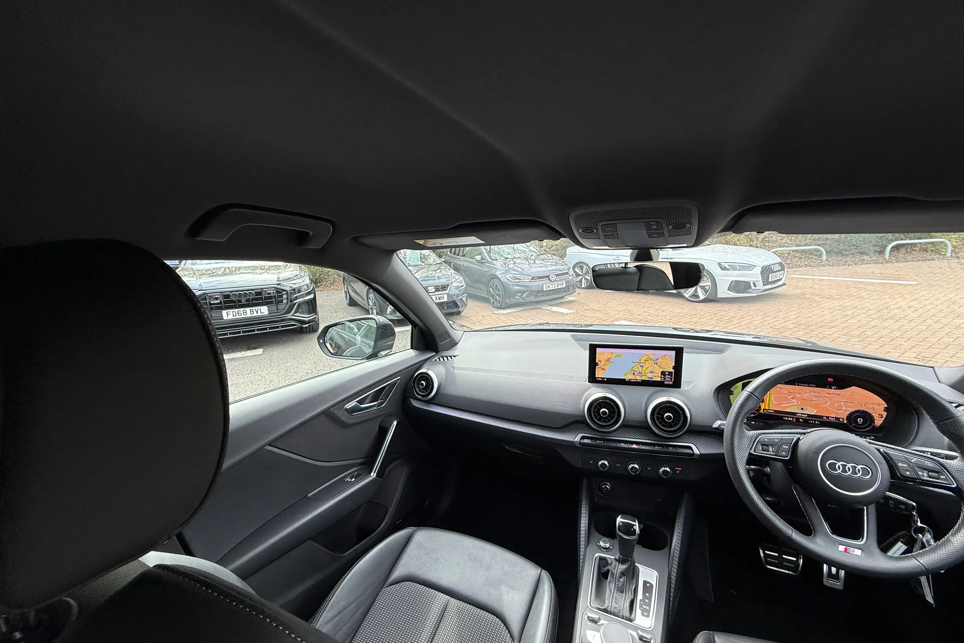 Audi Q2 thumbnail image number 36