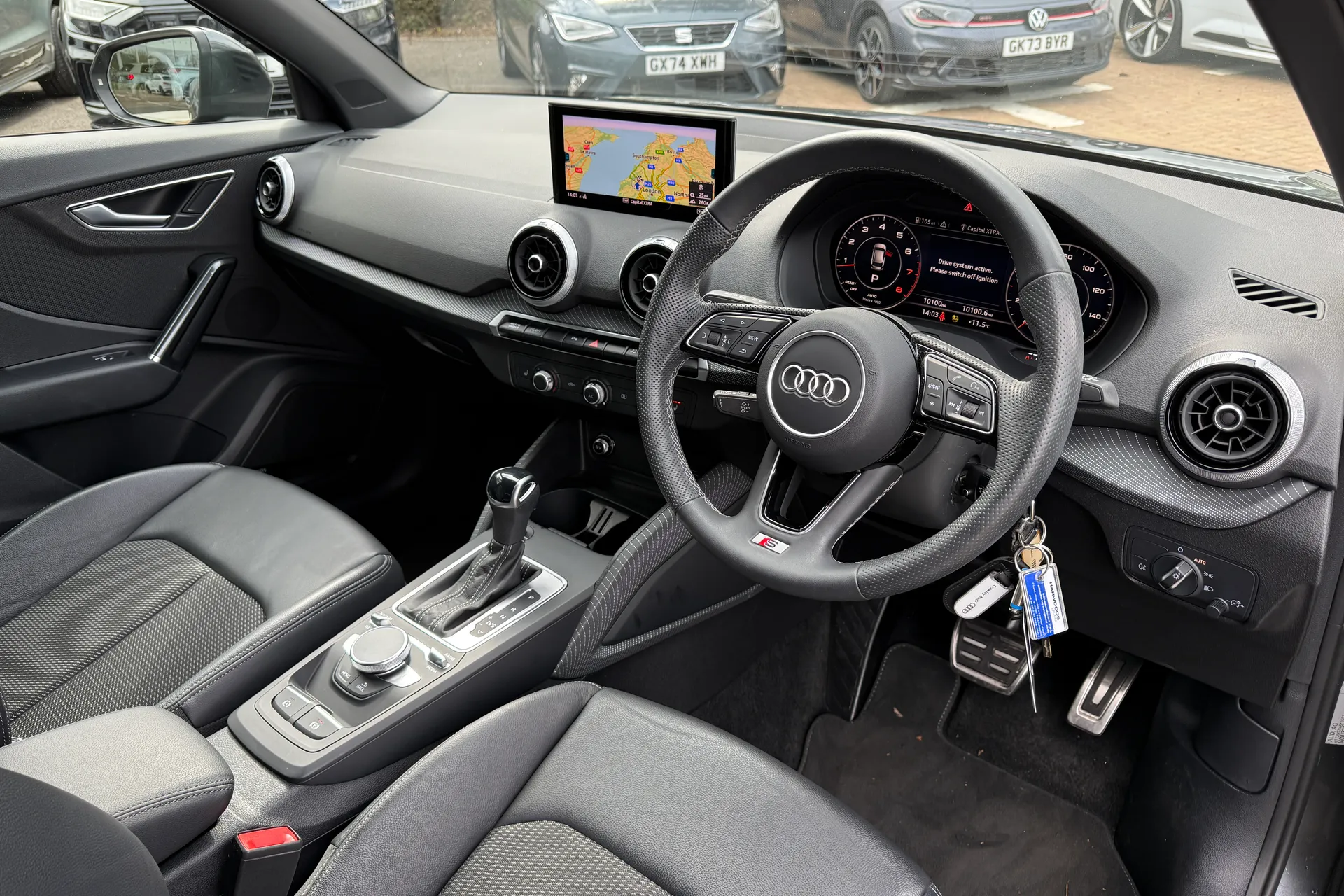 Audi Q2 thumbnail image number 28