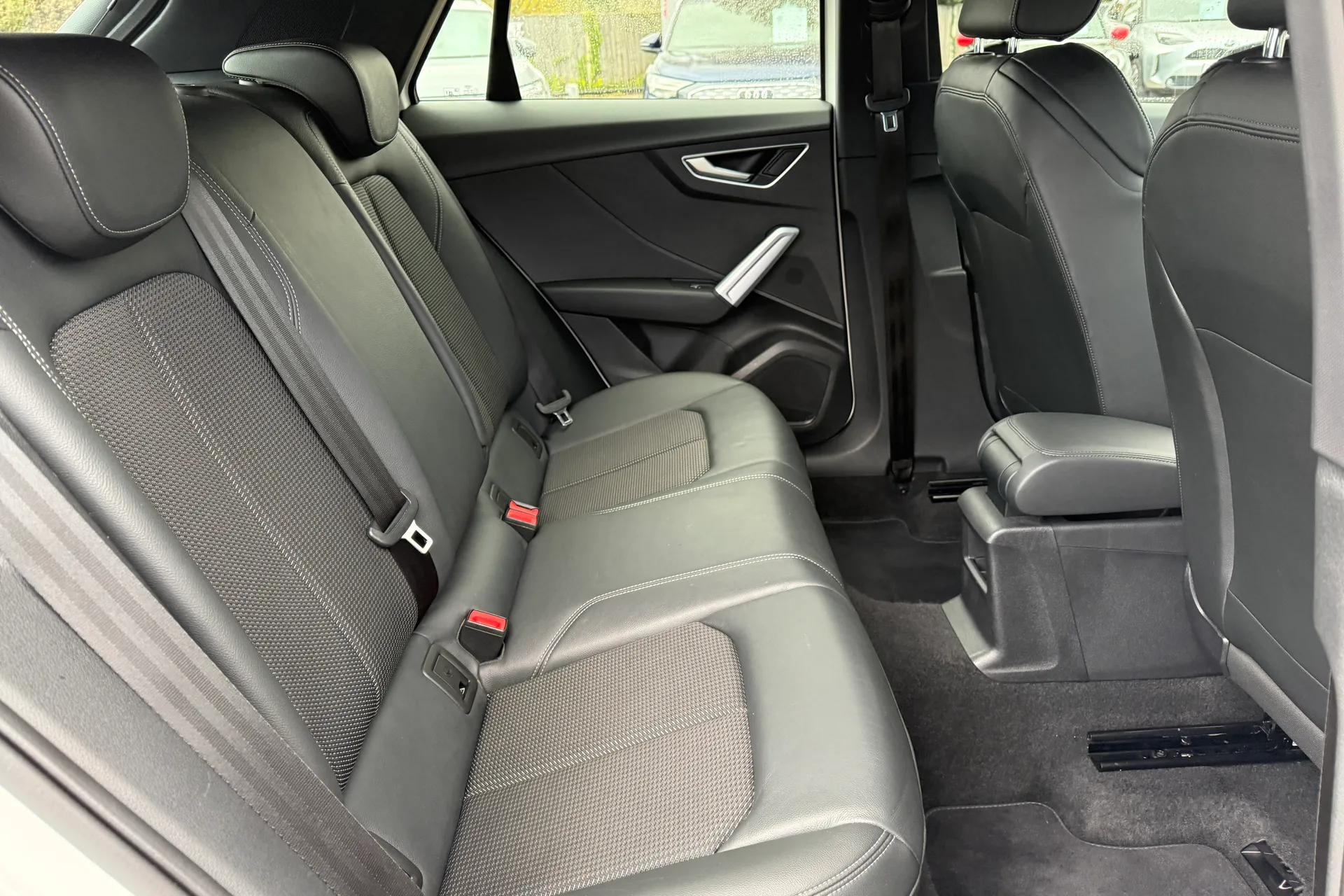 Audi Q2 thumbnail image number 43