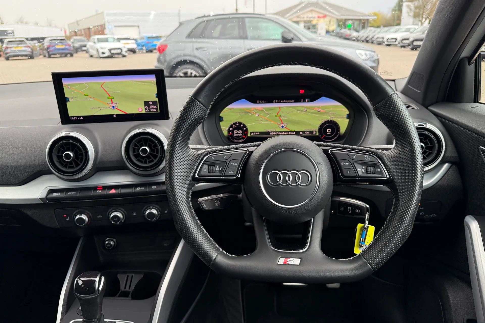 Audi Q2 thumbnail image number 6