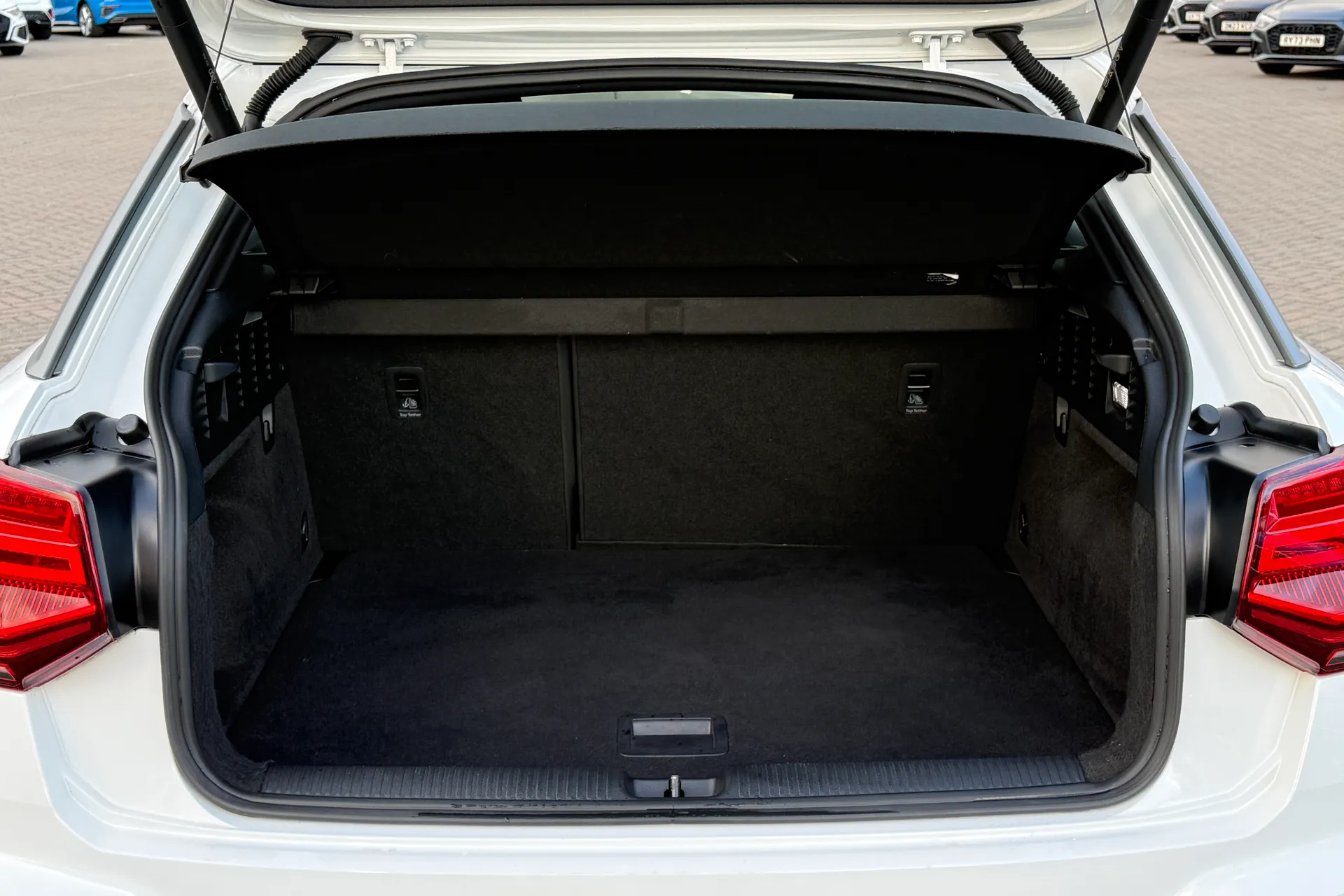 Audi Q2 thumbnail image number 33