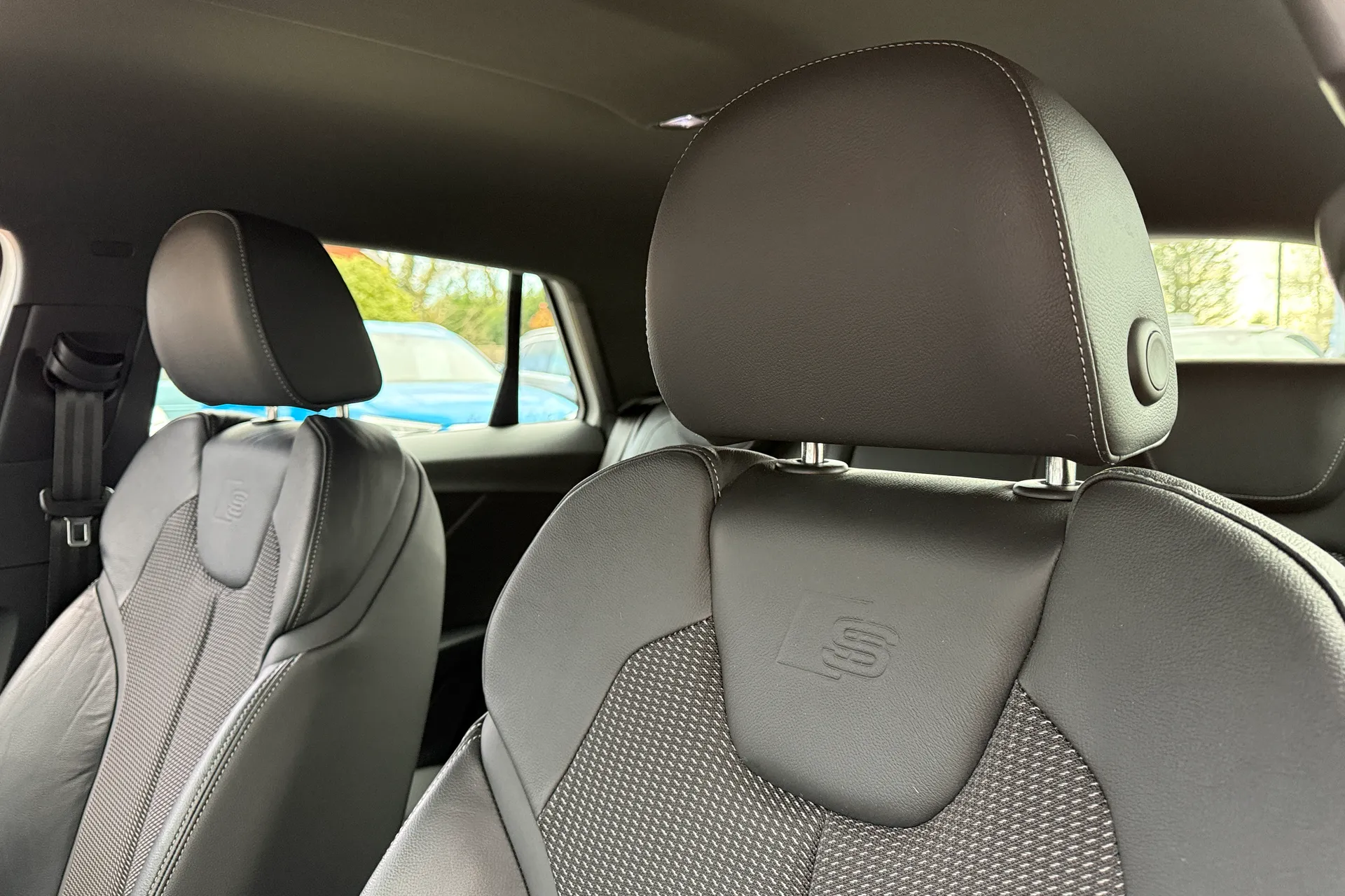 Audi Q2 thumbnail image number 29