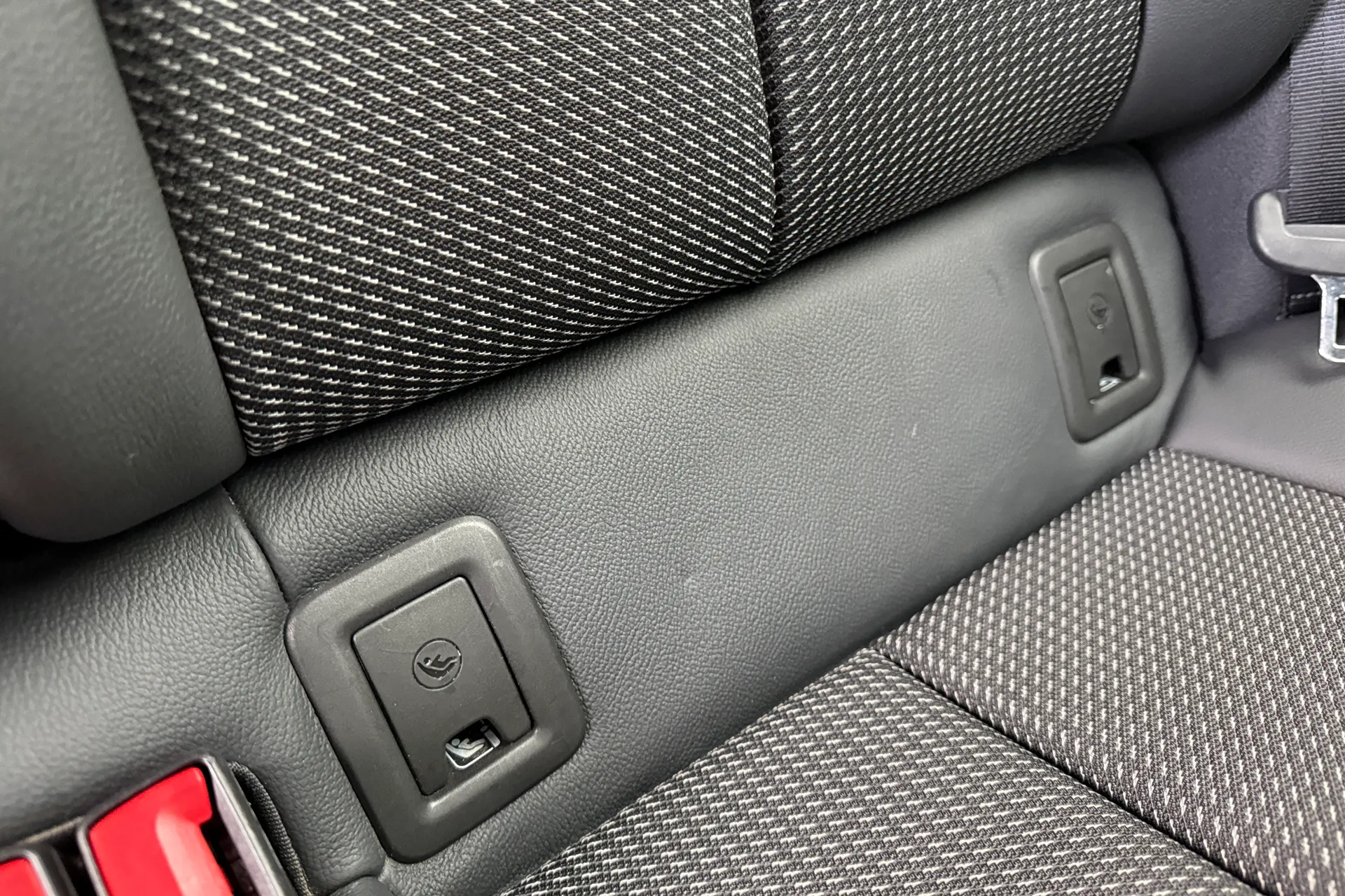 Audi Q2 thumbnail image number 42