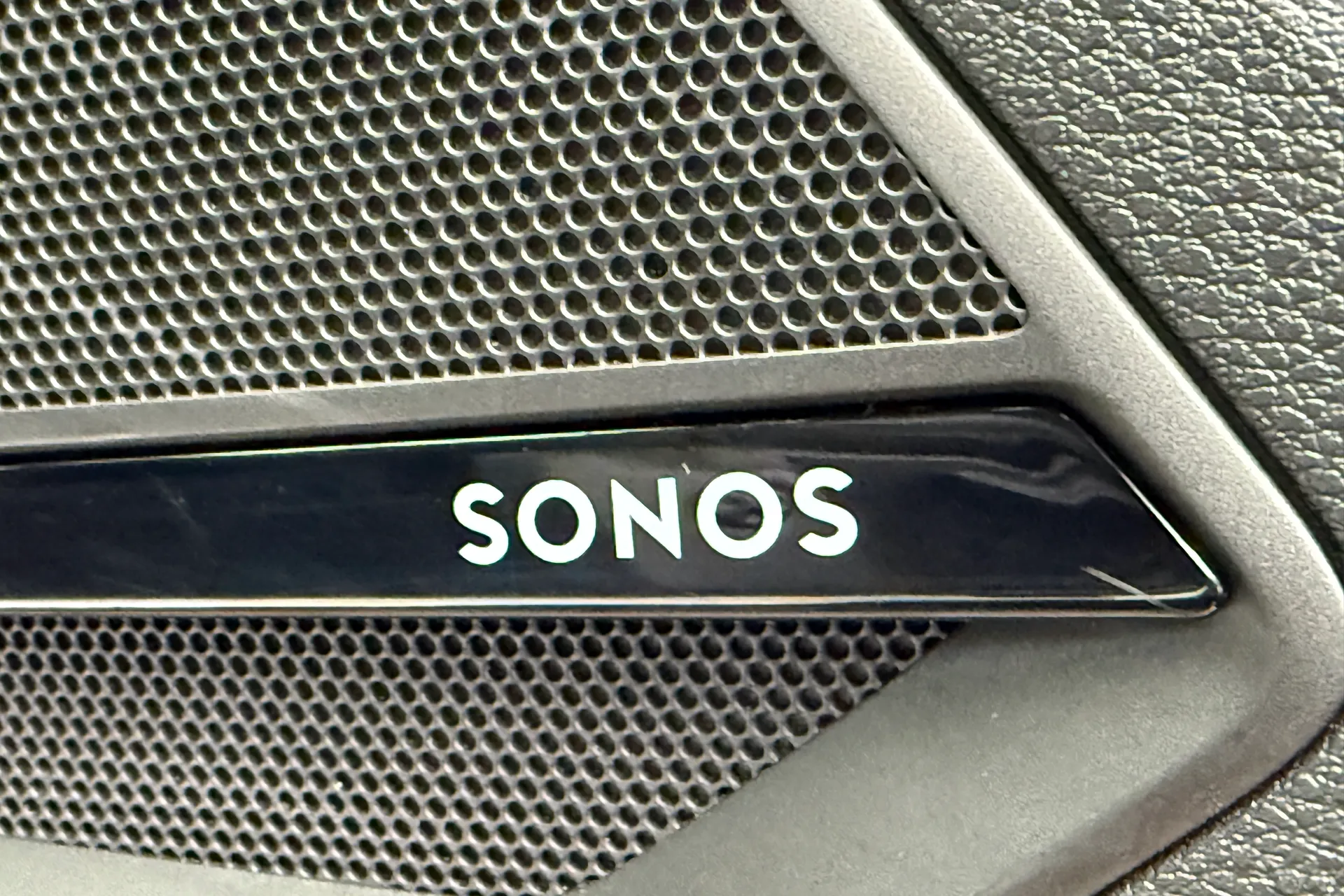 Audi Q2 thumbnail image number 15