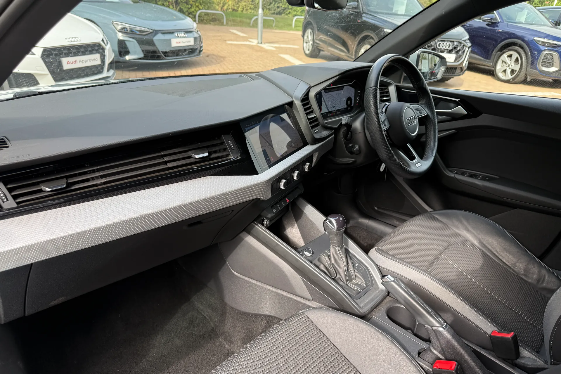 Audi A1 thumbnail image number 41