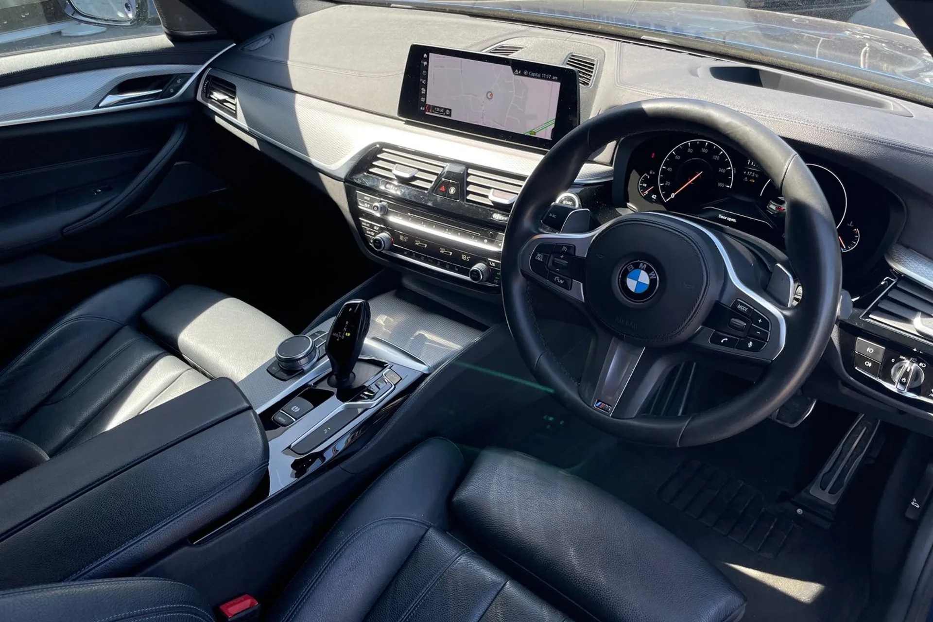 BMW 5 SERIES thumbnail image number 5
